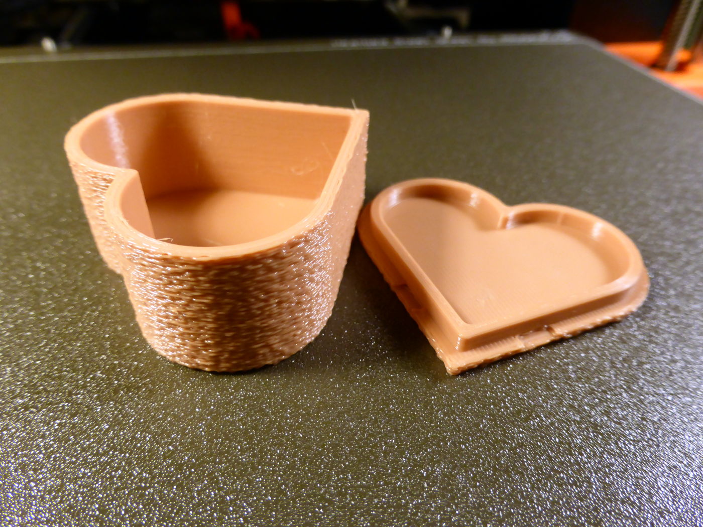 Miniatura 3 do modelo 3D Simple Heart Shaped Box