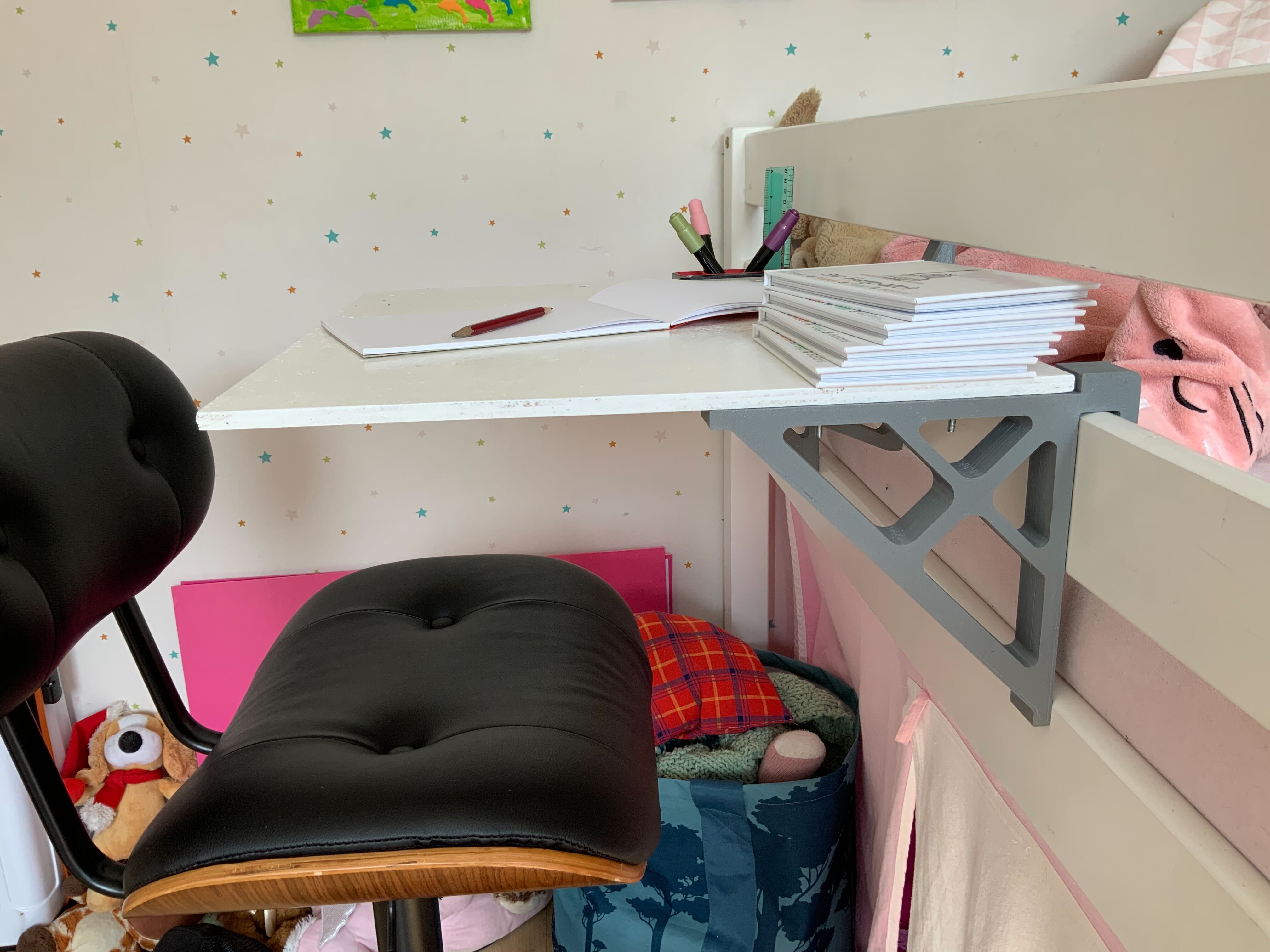 Bunk bed side desk brackets by Julius | Download free STL model ...