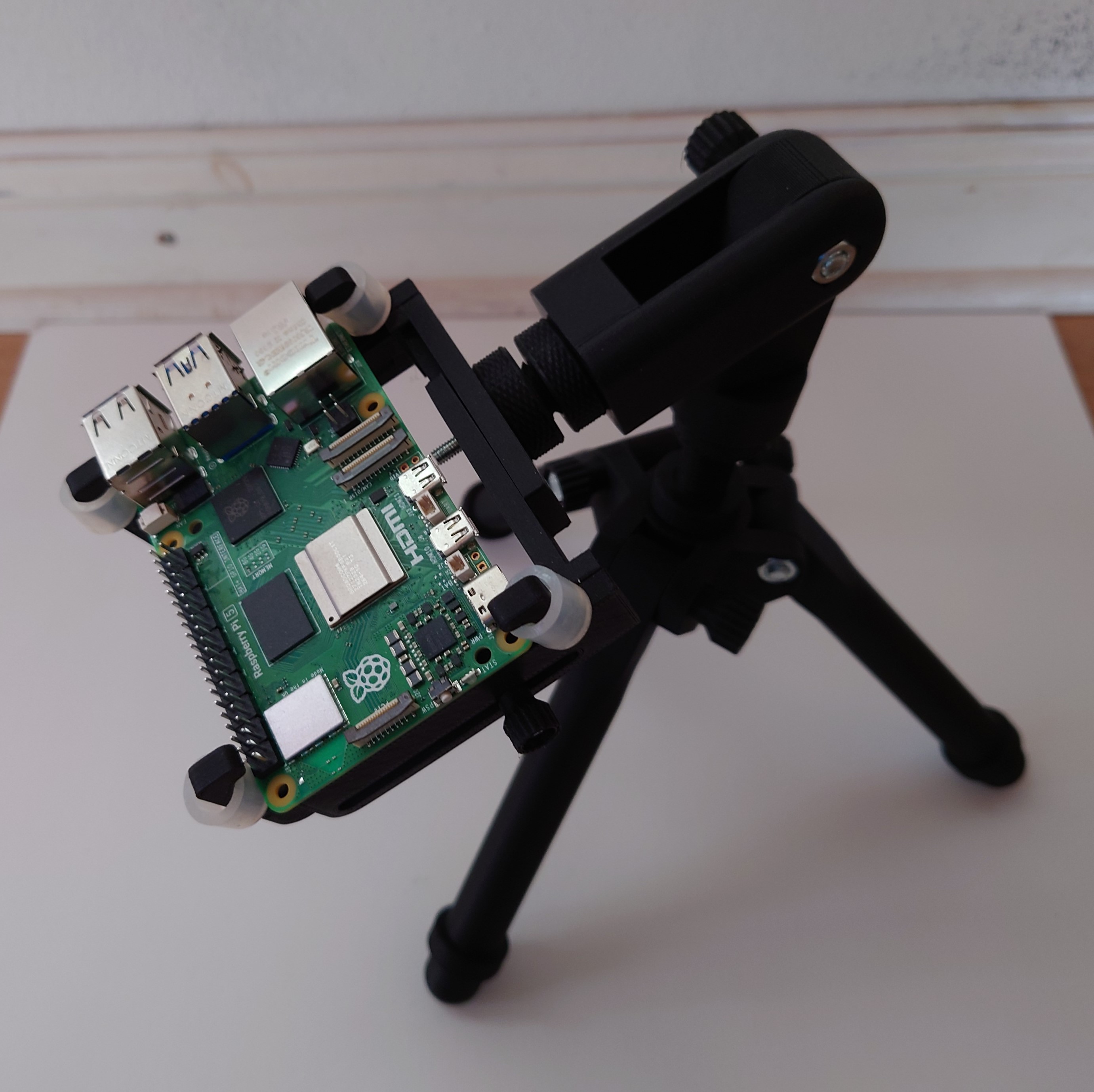 Miniatura 3 do modelo 3D A Multipurpose Tripod Stand