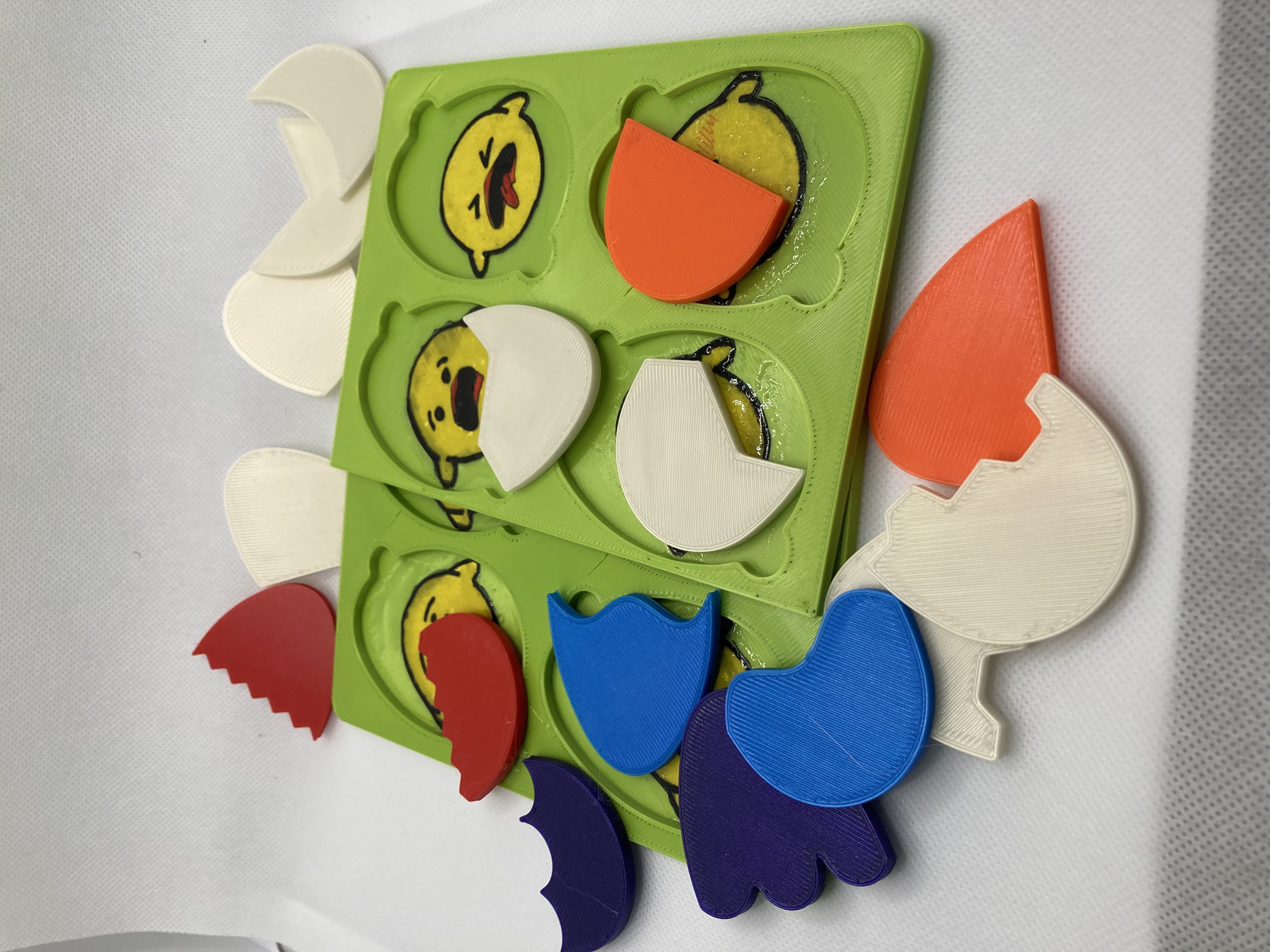 Egg puzzle for todlers