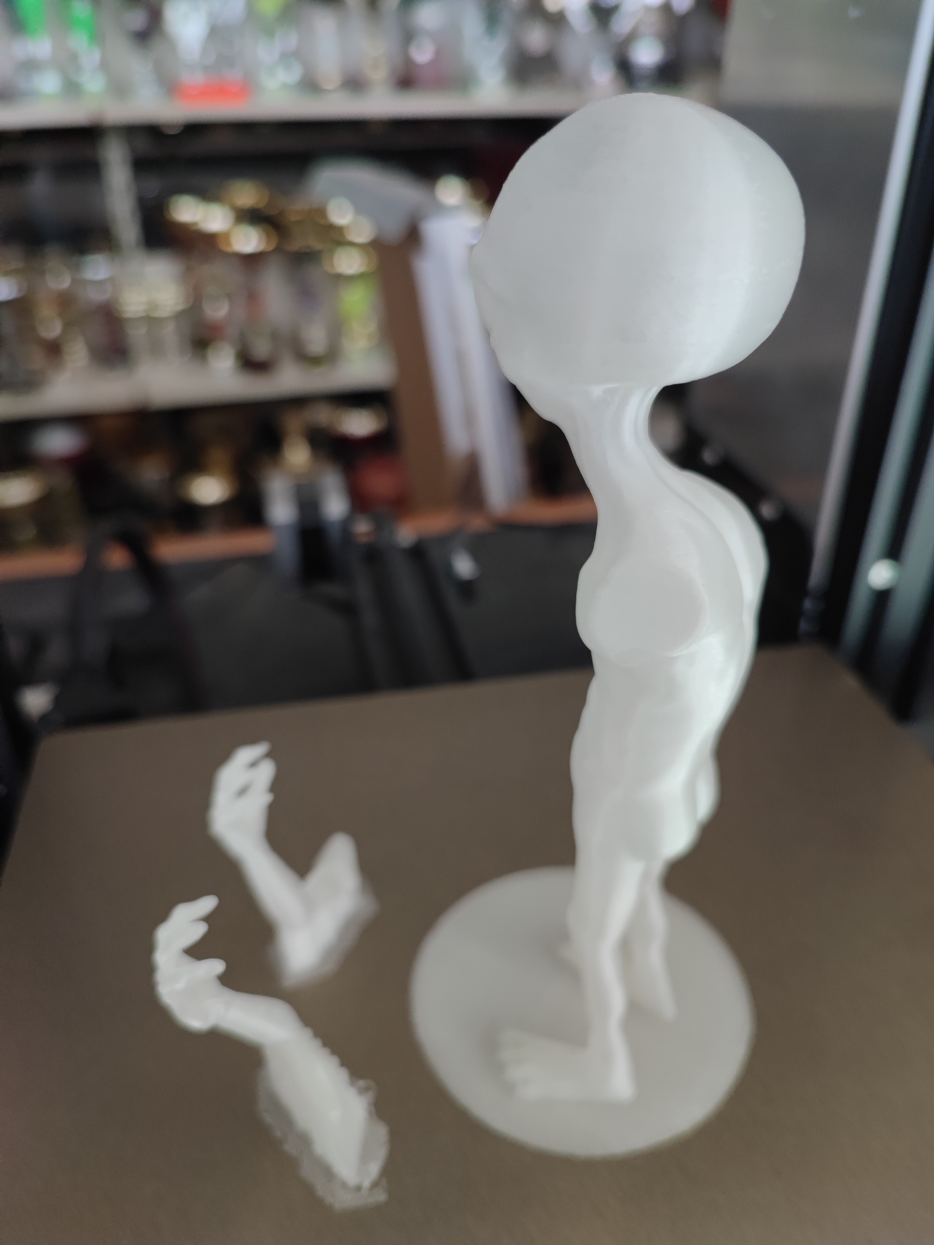 Miniatura 4 do modelo 3D Alien Grey