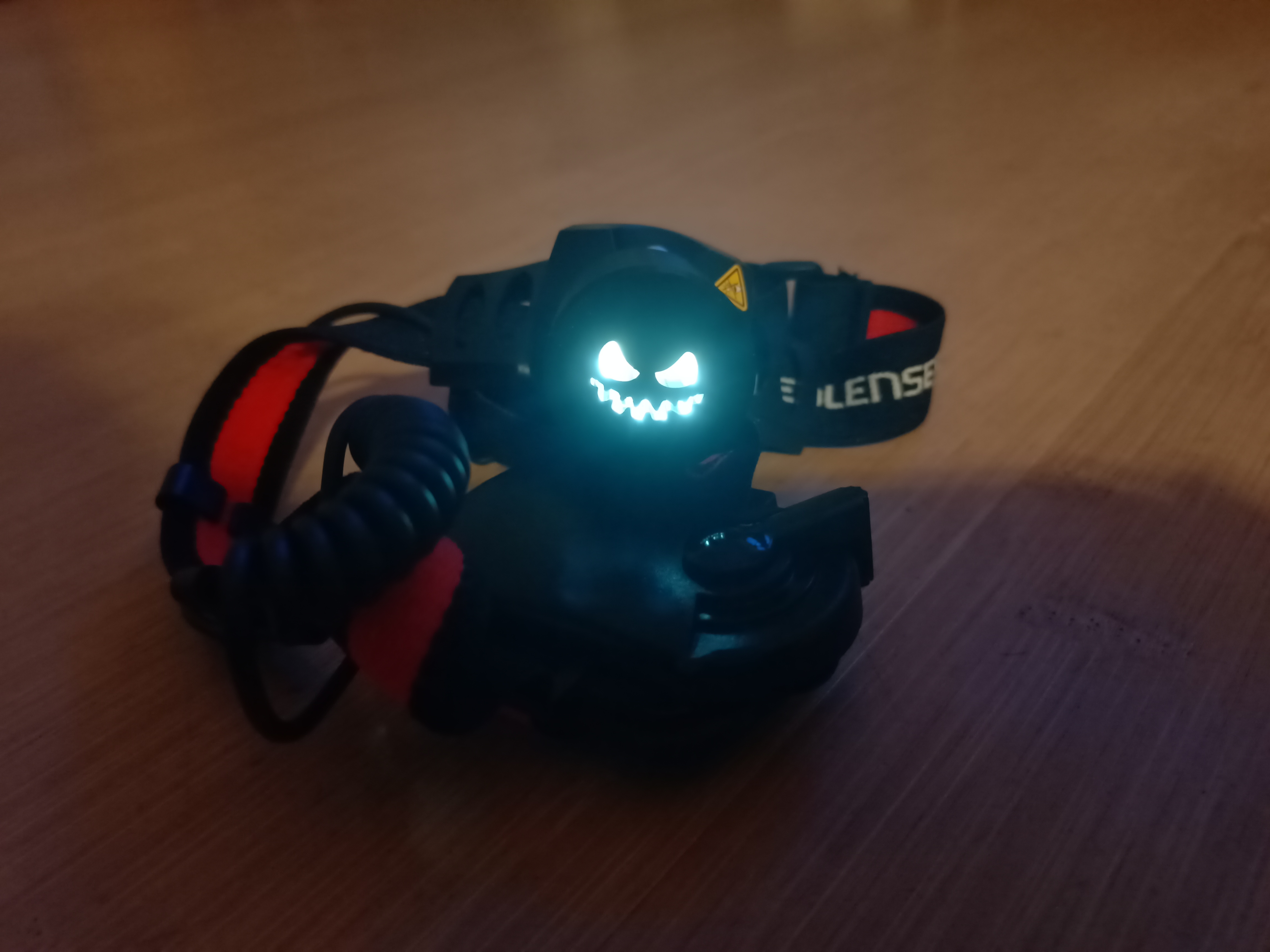 Halloween Aufsatz für Stirnlampe