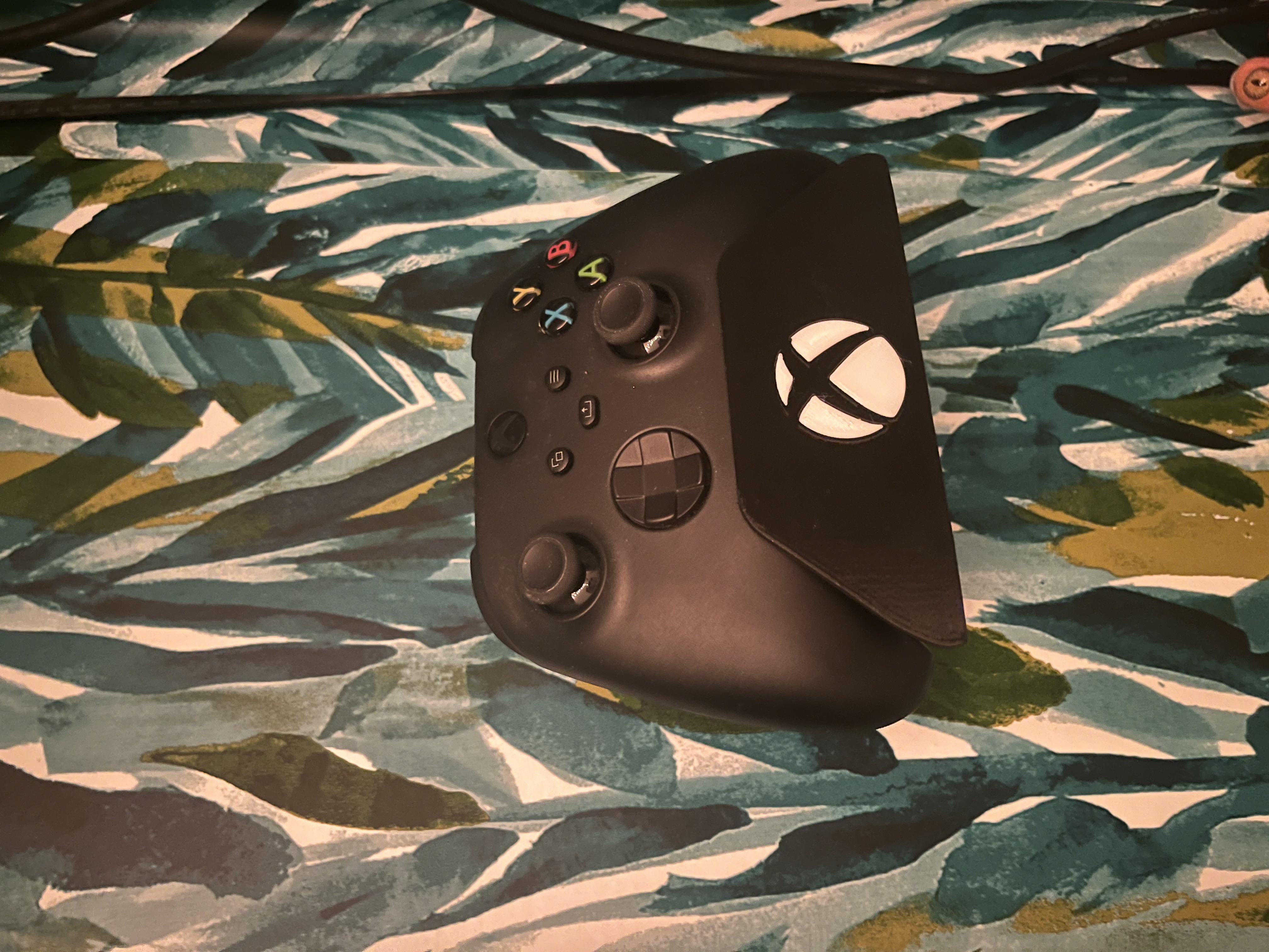 Xbox Controller Wall Mount With Headphones