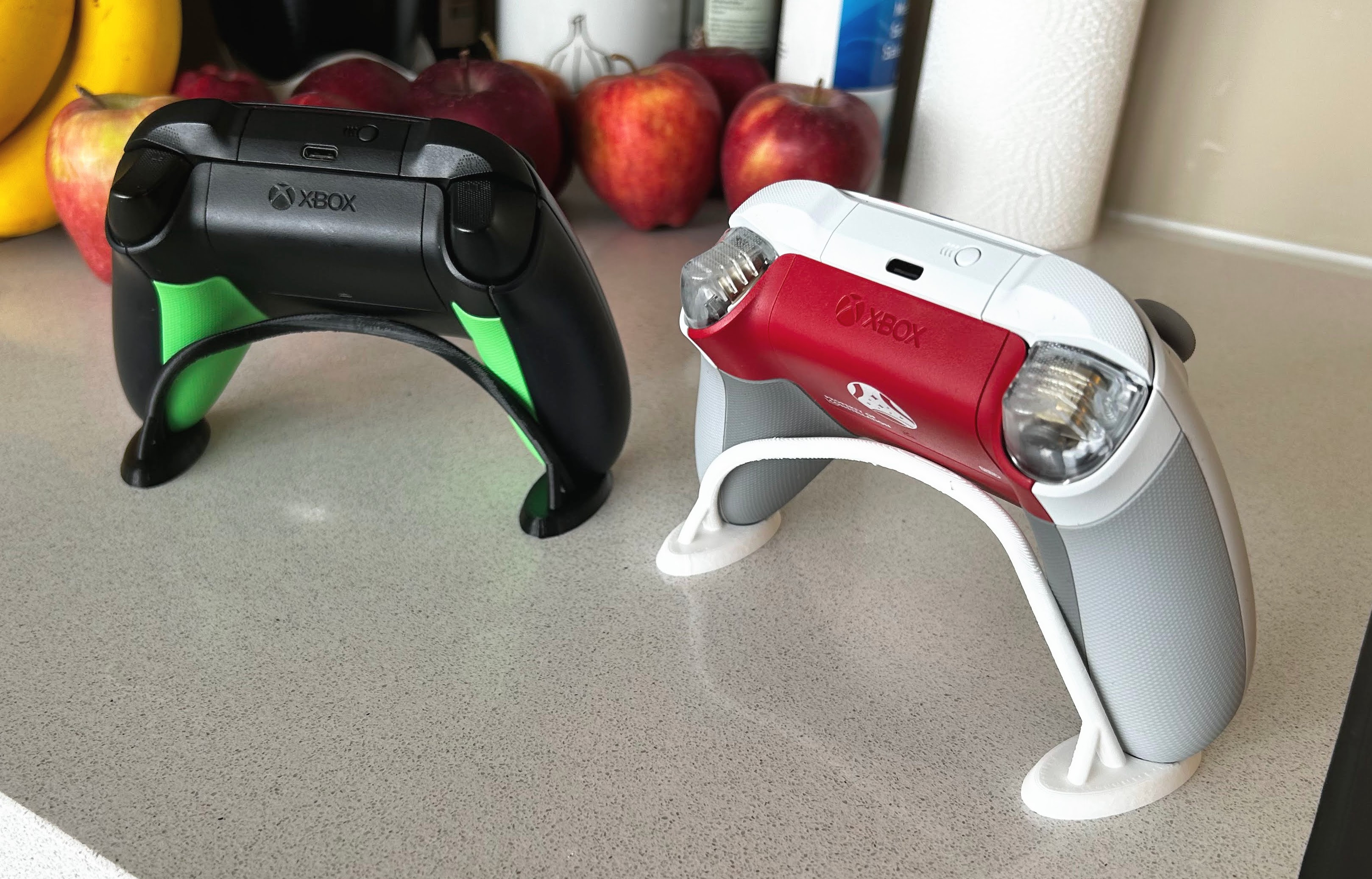 Miniatura 5 do modelo 3D Stealth Xbox Controller Stand