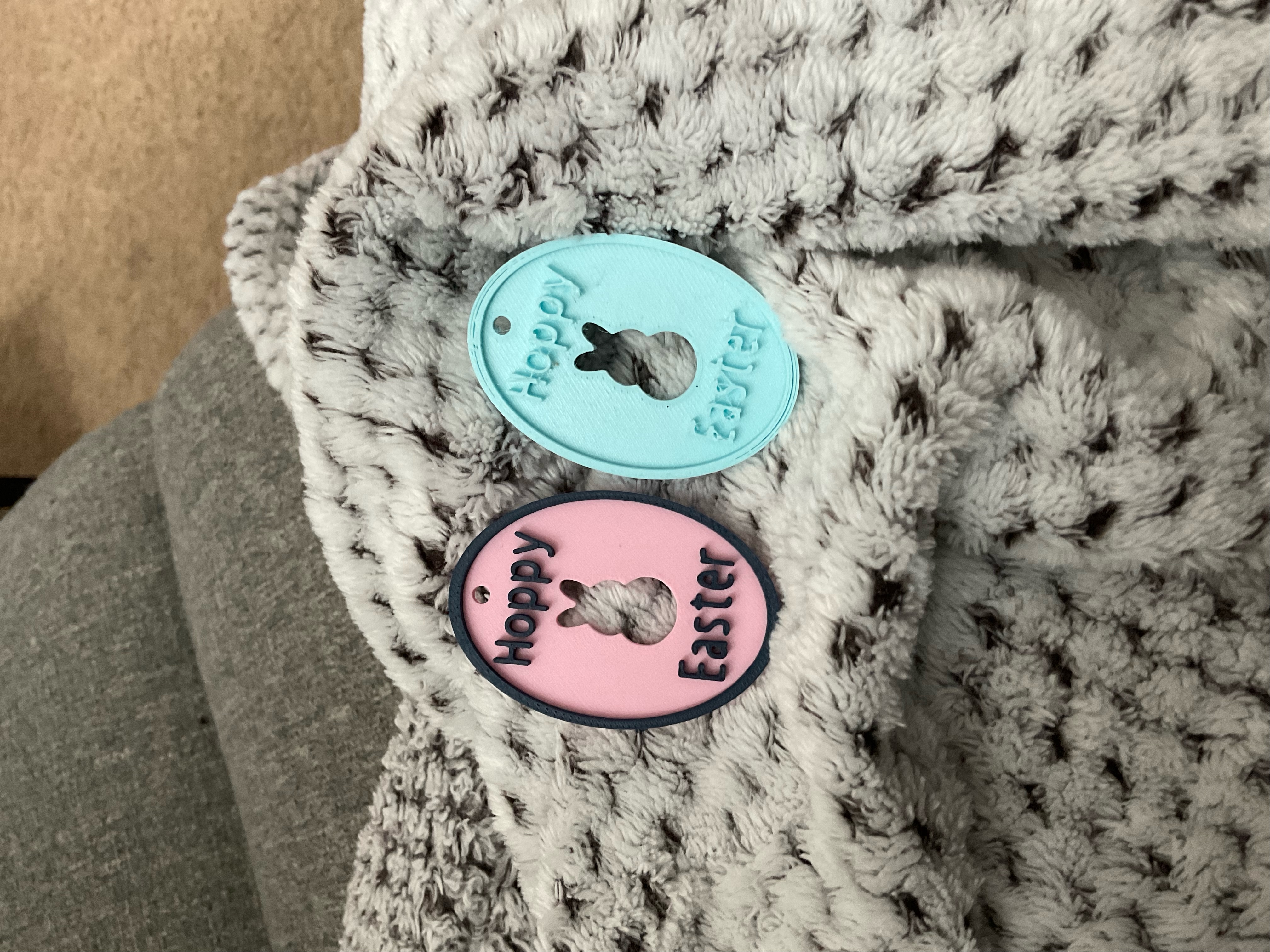 Hoppy Easter egg shape — miniatura 2