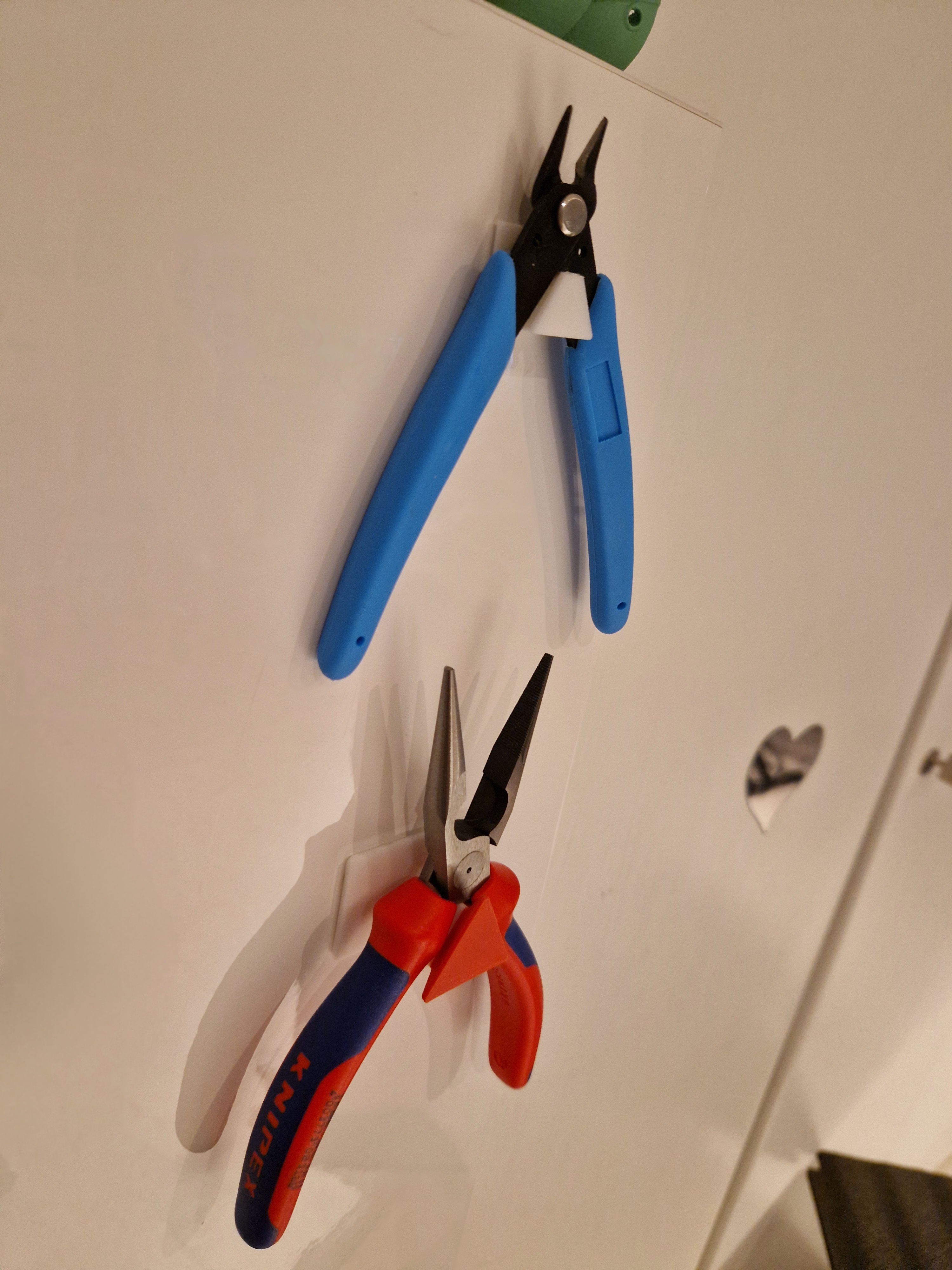clippers/pliers holder