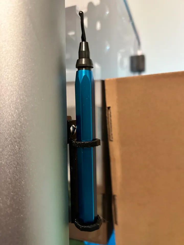 Deburrer Tool Holder