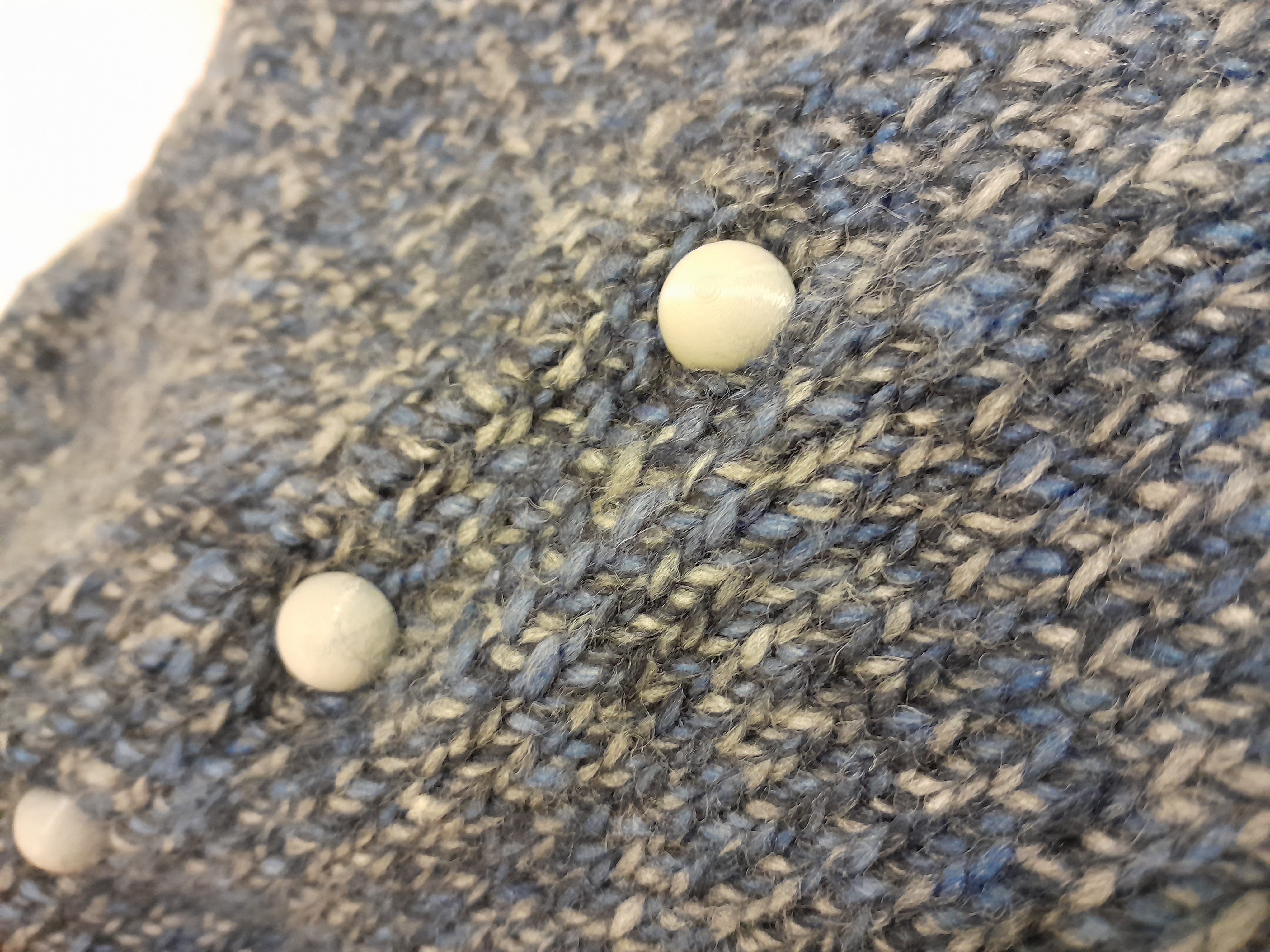 Button for Hand Knitted Sweater — thumbnail 3