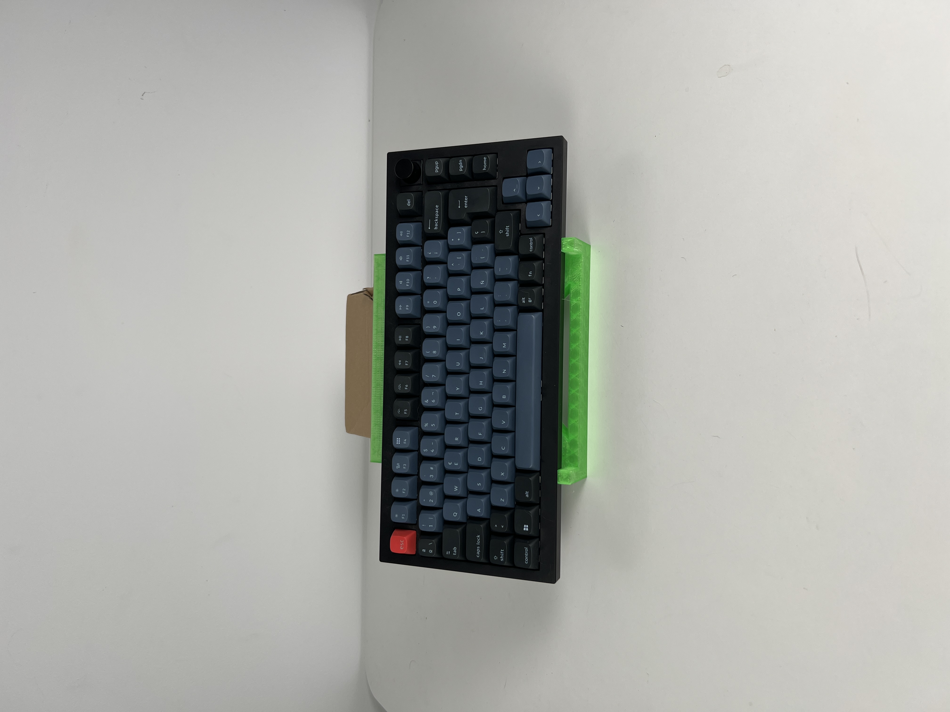 MECHANICAL KEYBOARD WALL STAND