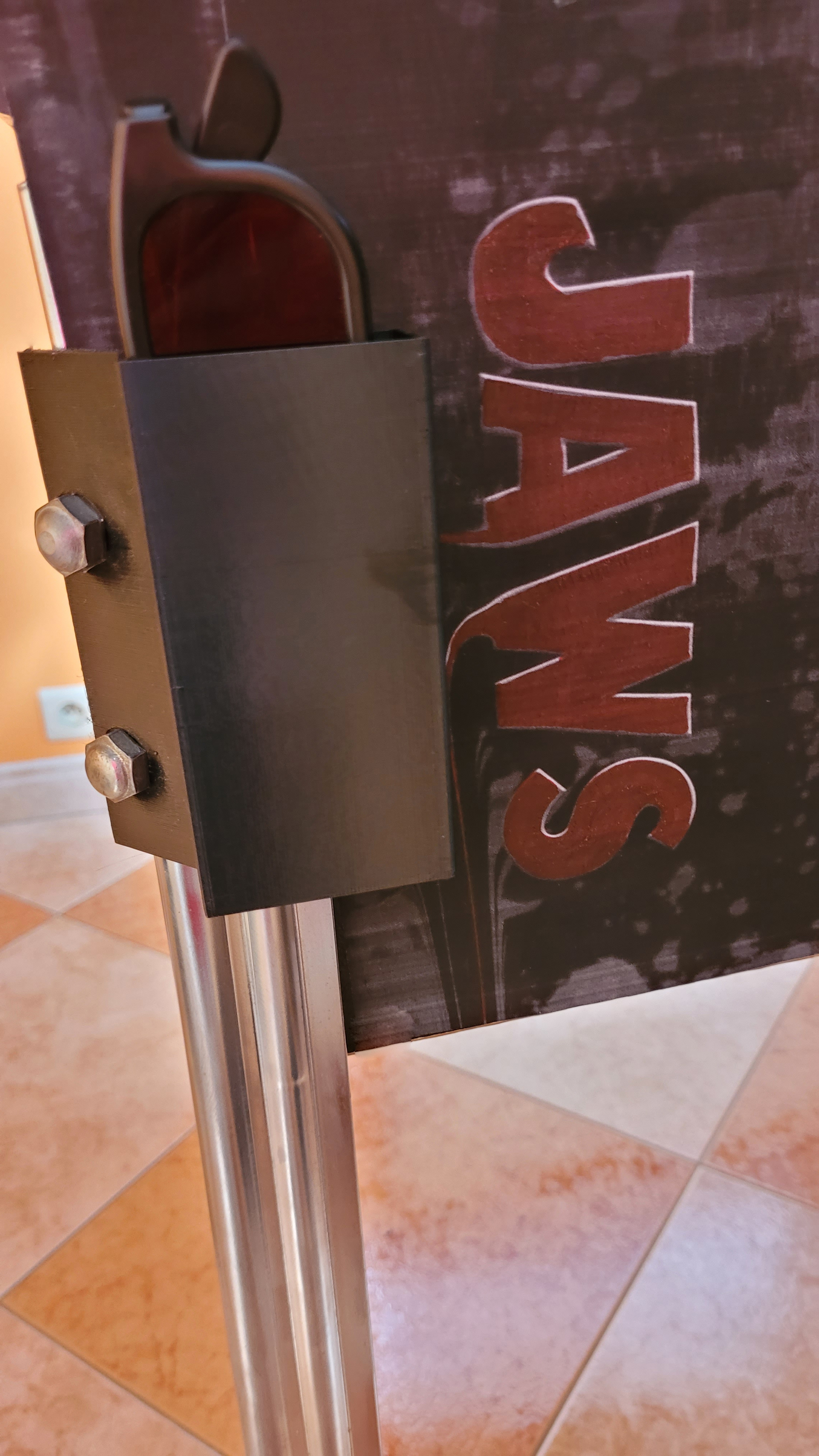 3D glasses holders for Stern Jaws Pinball