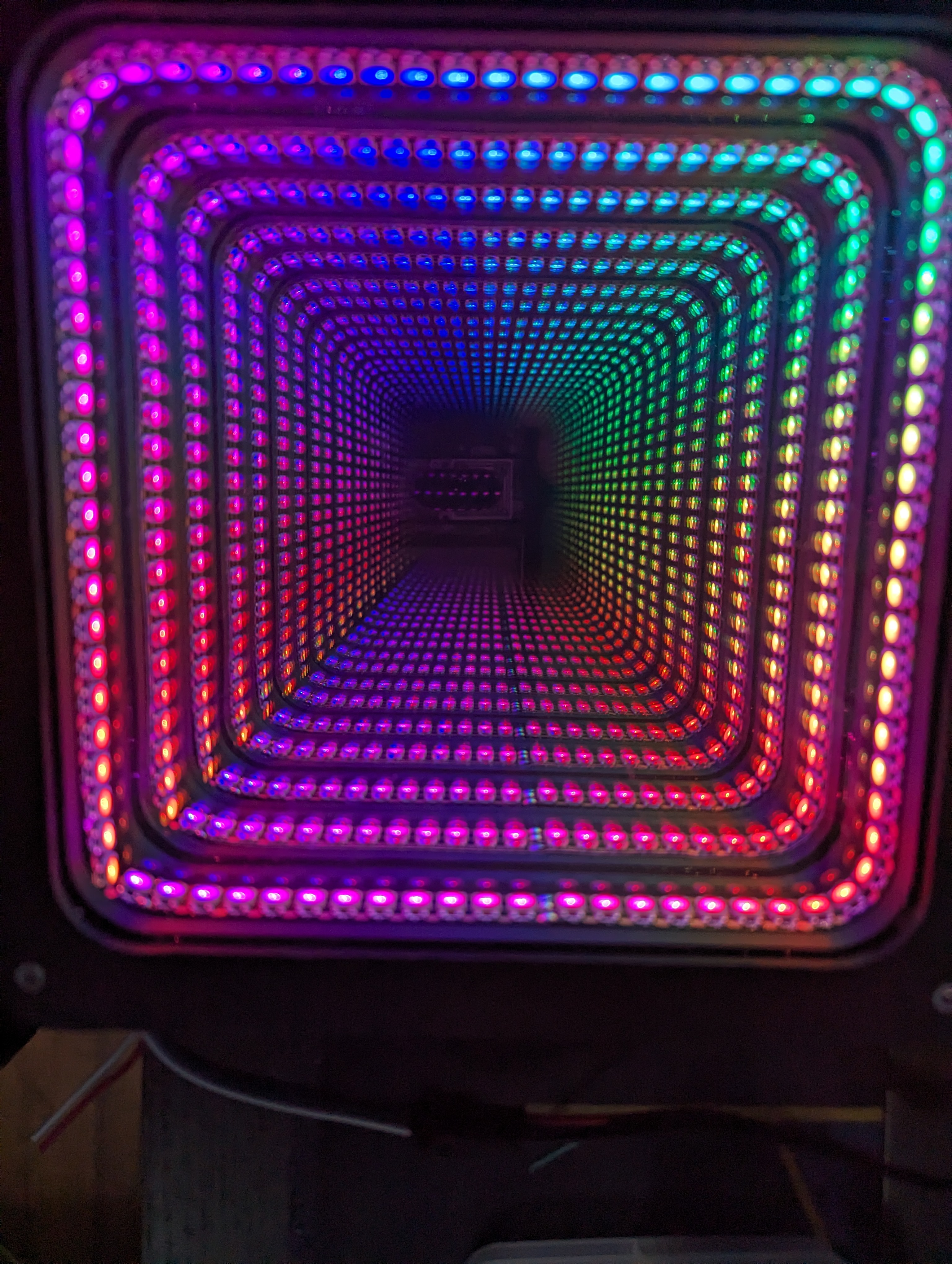 Miniatura 3 do modelo 3D Infinity Mirror