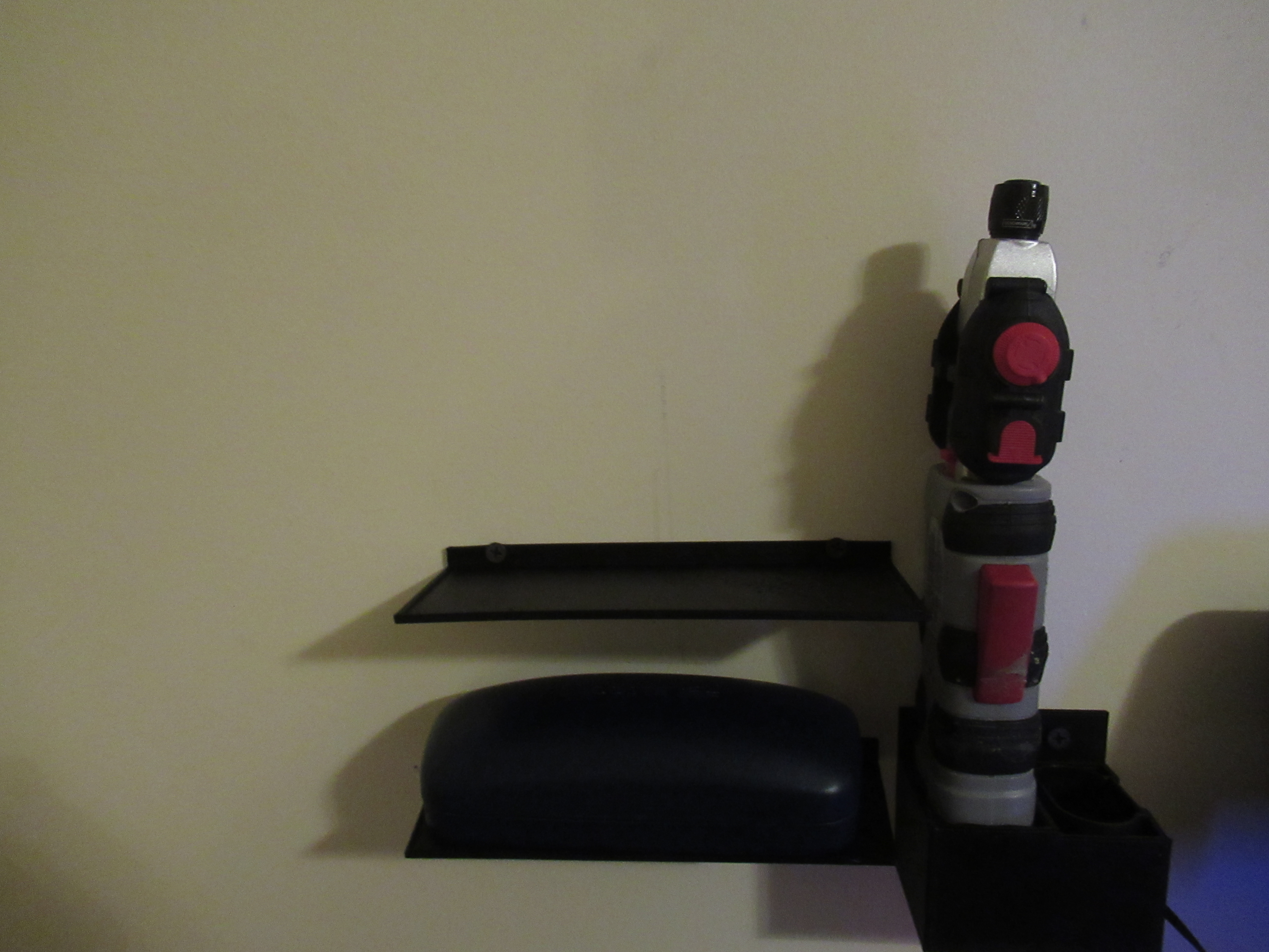 Hugo Boss Glasses  case wall mount