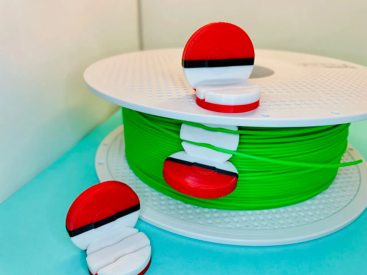 STL file Pokemon Dream Ball Pokeball 🐉・3D printer model to