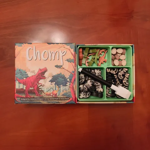 Chomp Board Game Insert - Dividing wall with notch