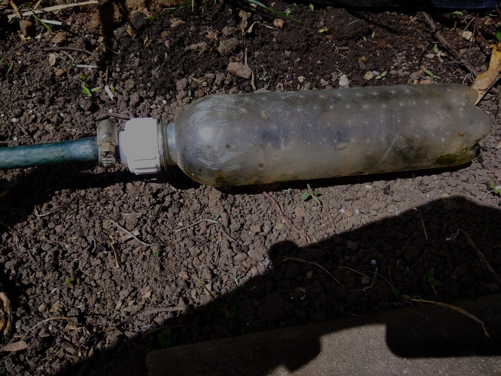 Garden hose bottle adapter 11mm by Ciro Anacleto Download free STL