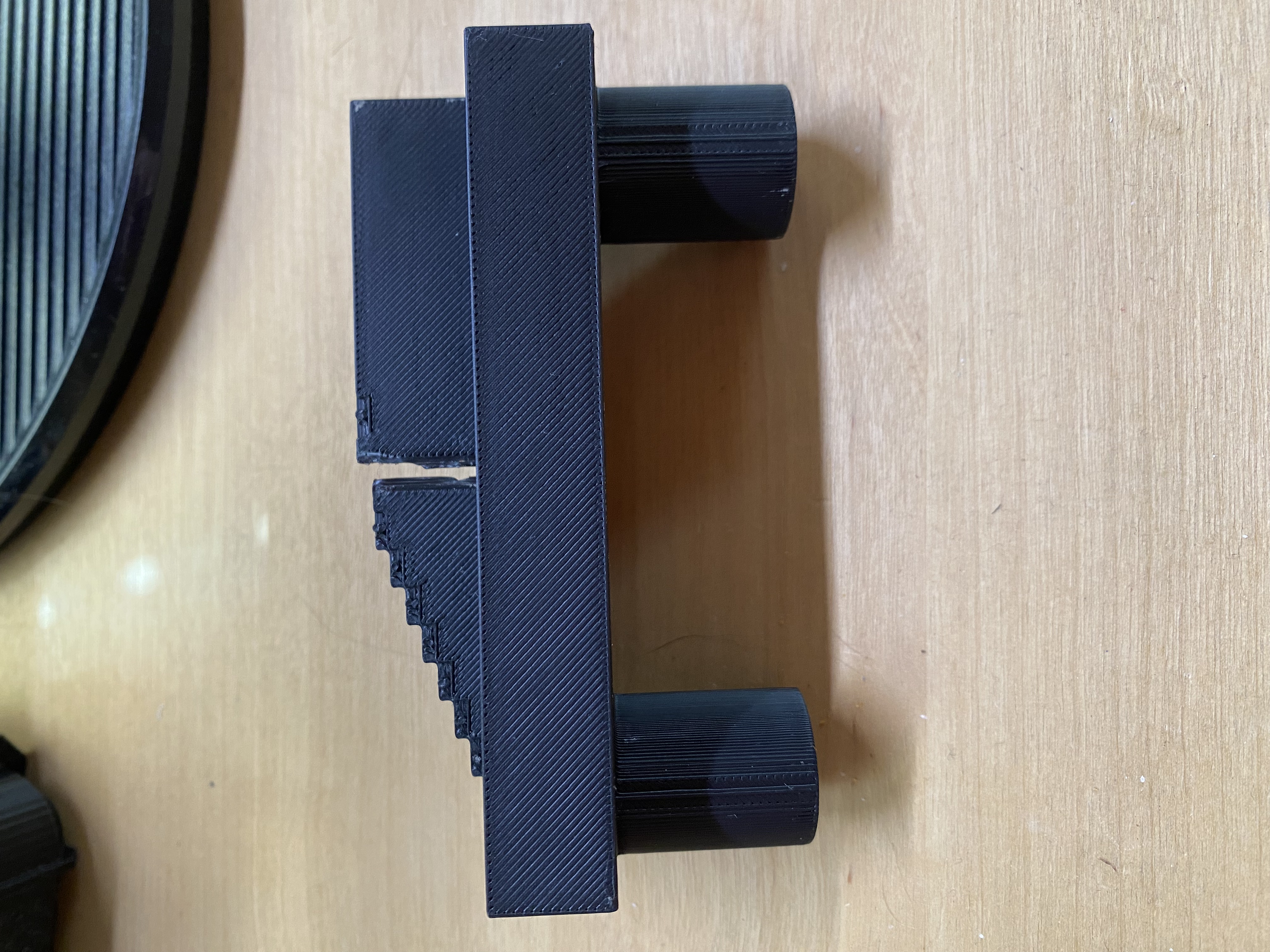 Centre finder