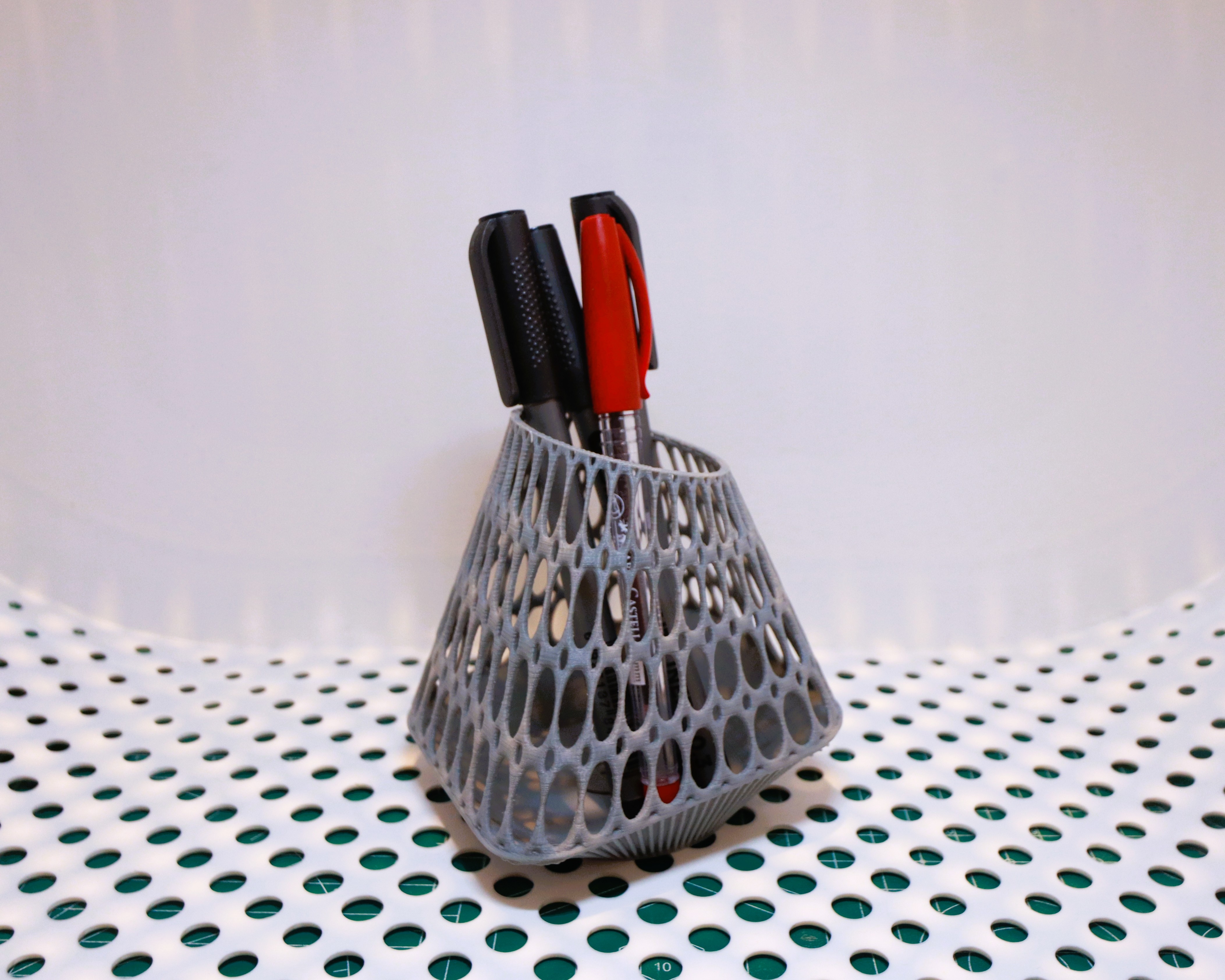 DropInkV3 (Desk Pen Holder)