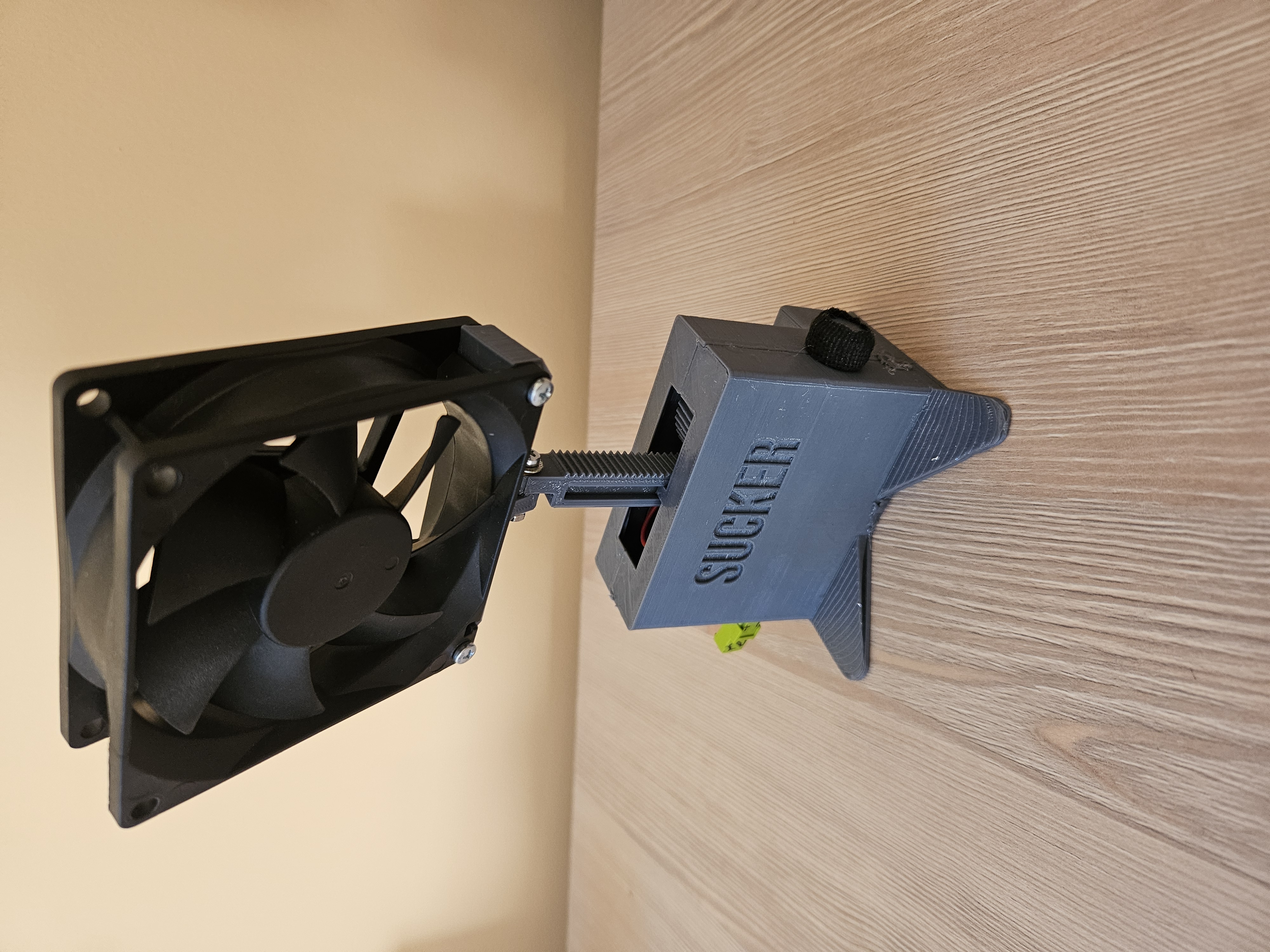 Ergonomic Fume Extractor