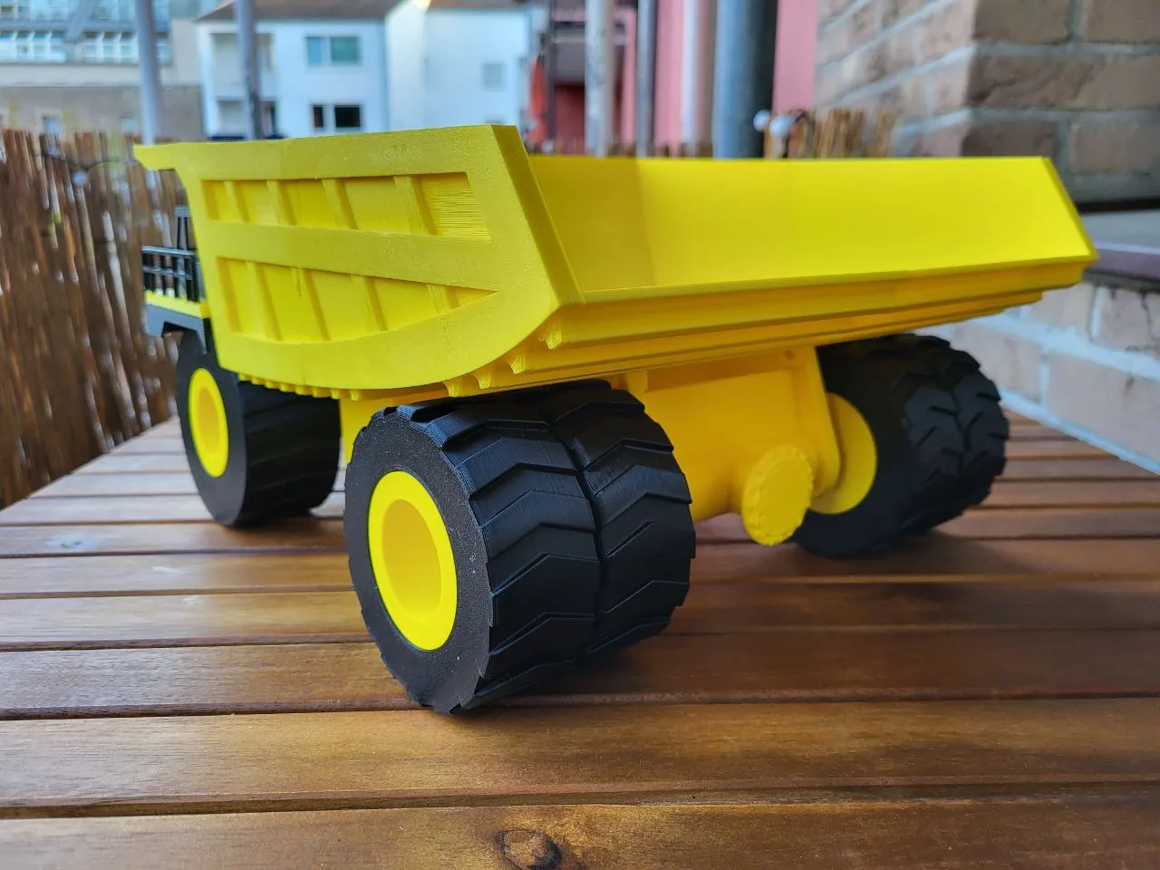 DUMPER TRUCK CATERPILLAR CAT 797 LIKE MODELKIT by ASKA Modelle