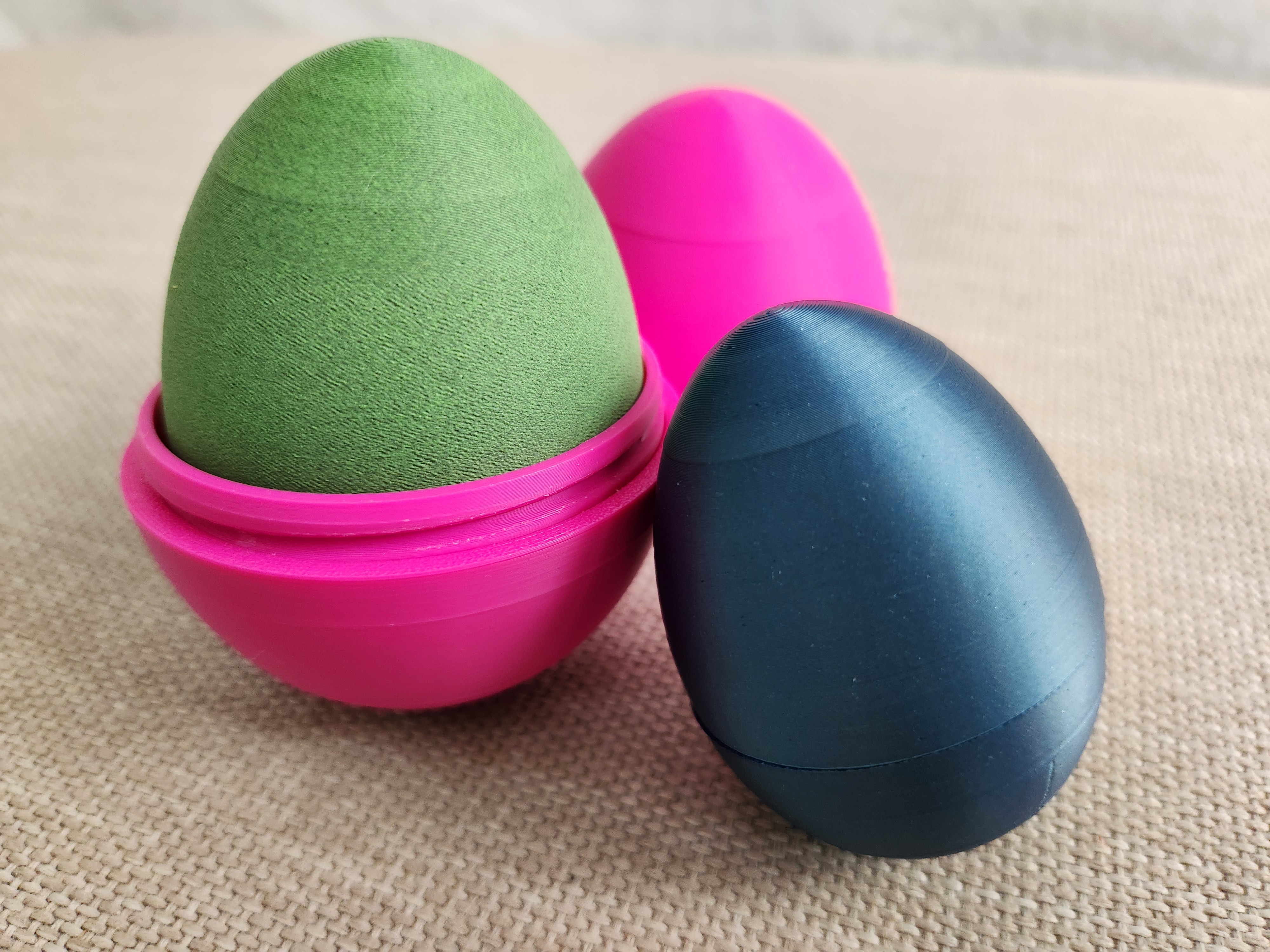 Miniatura 3 do modelo 3D Hollow Easter Egg (Threaded)