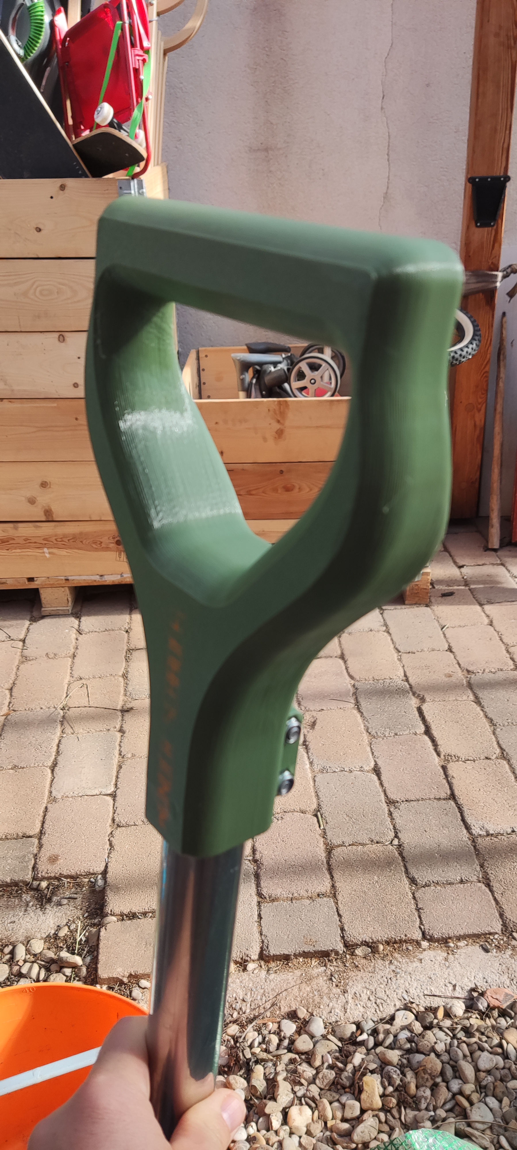 Shovel D-handle for 36x28 mm shaft