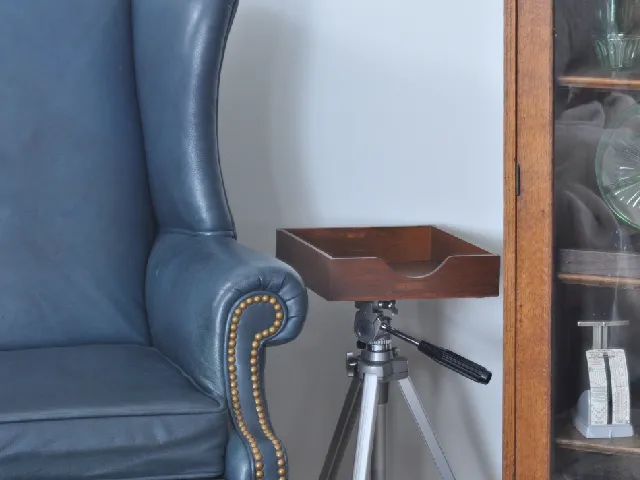 Bracket to Mount Items to Tripod
