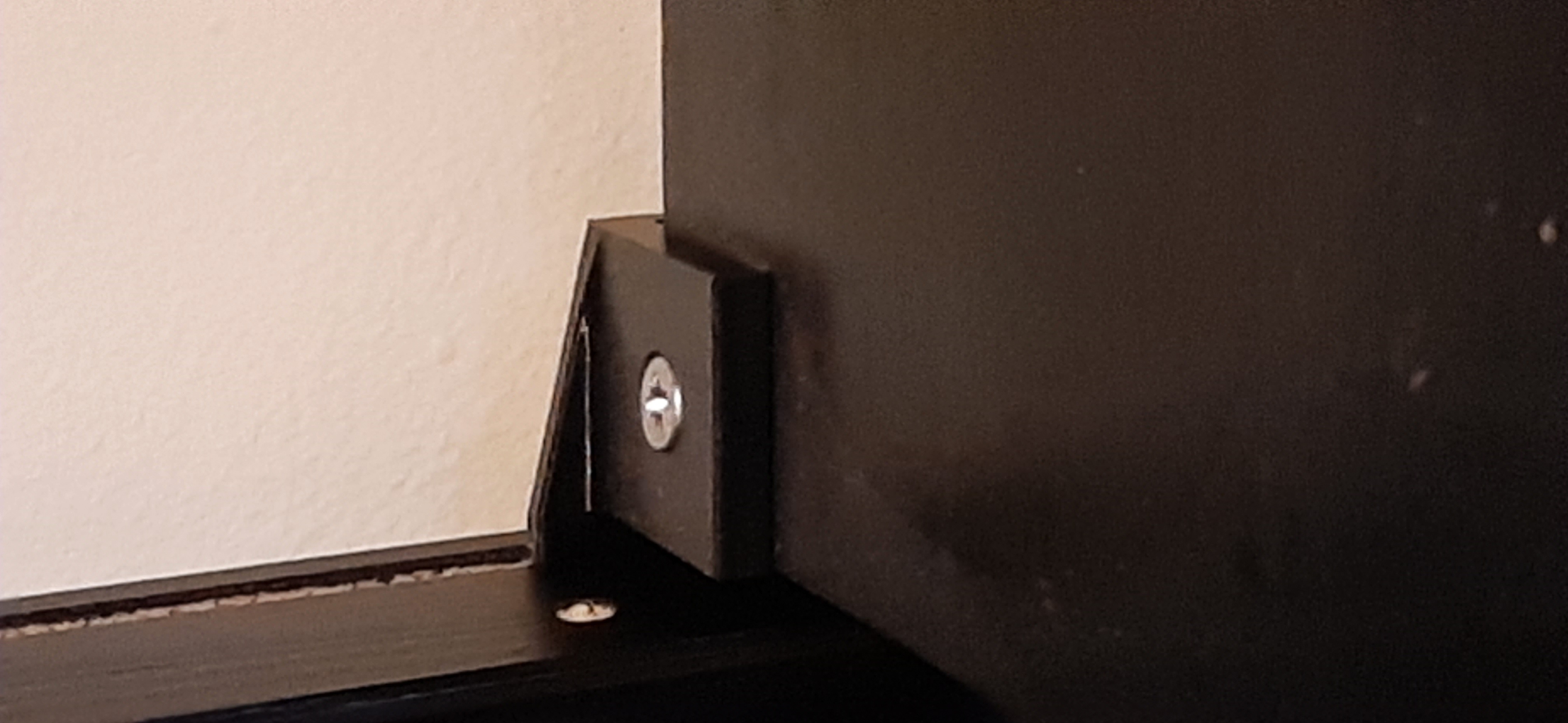 Bracket for Ikea Billy shelf open shelving modification by PanzerDesign