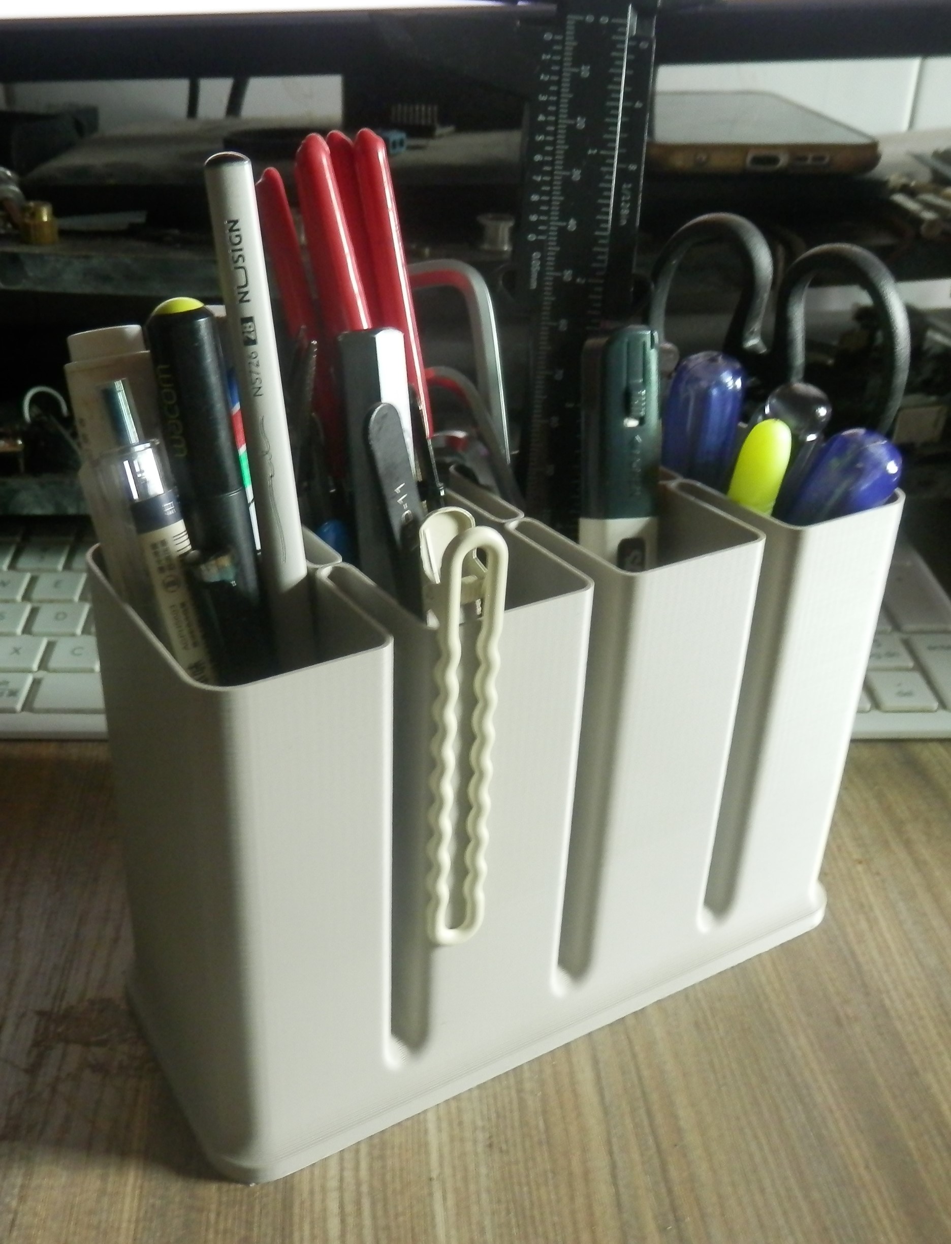 Vase Separator Pen Container