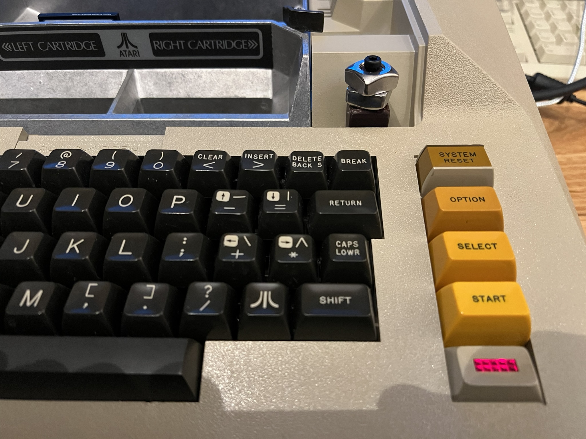 Atari 800 cover-off power enabler
