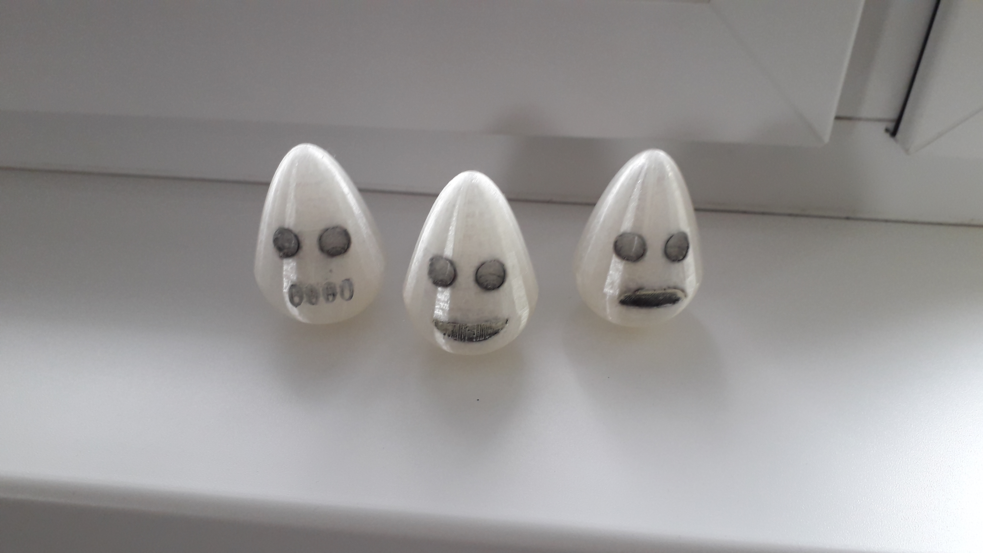 smiling egg