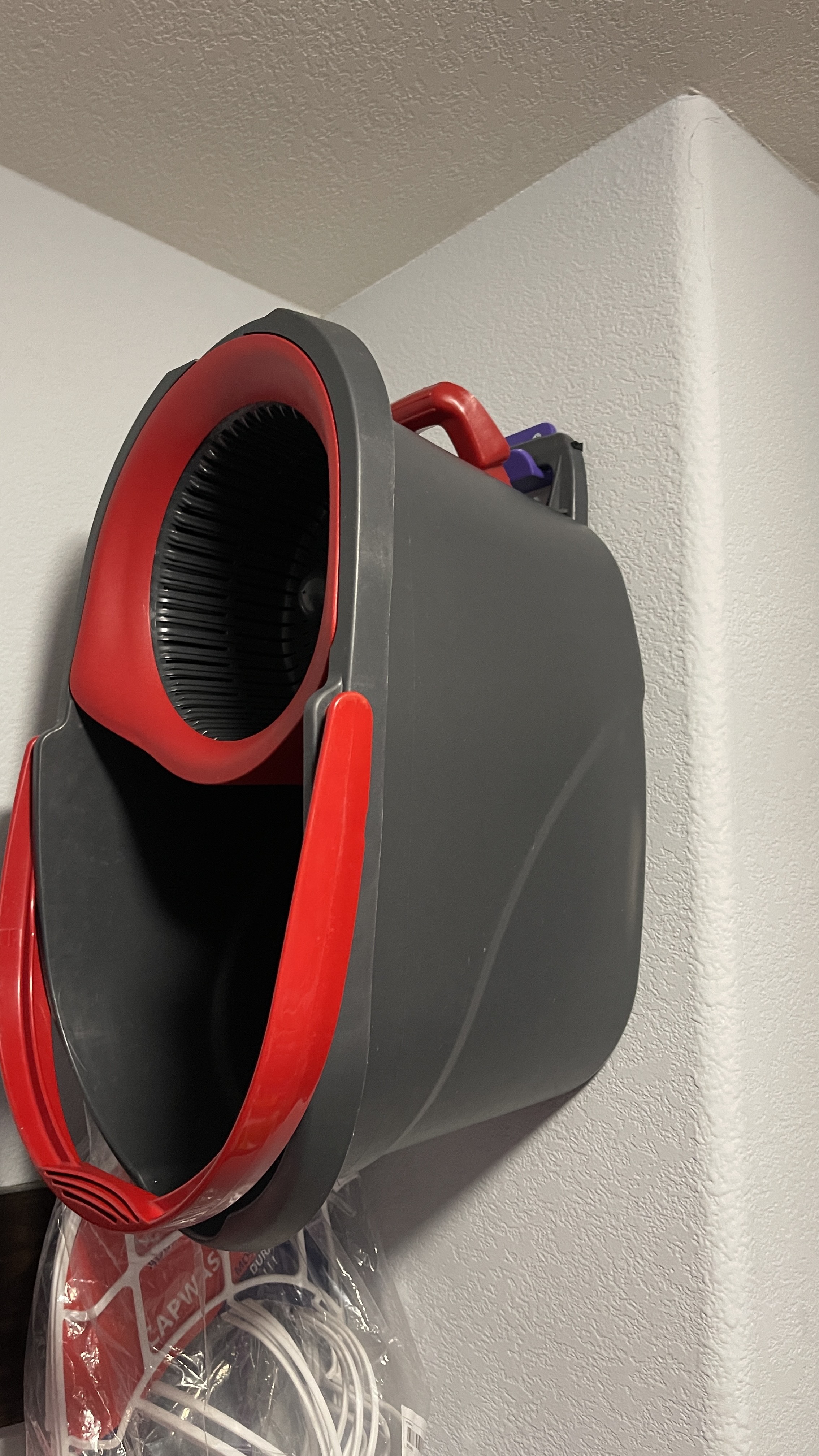 O-Cedar Mop bucket wall mount