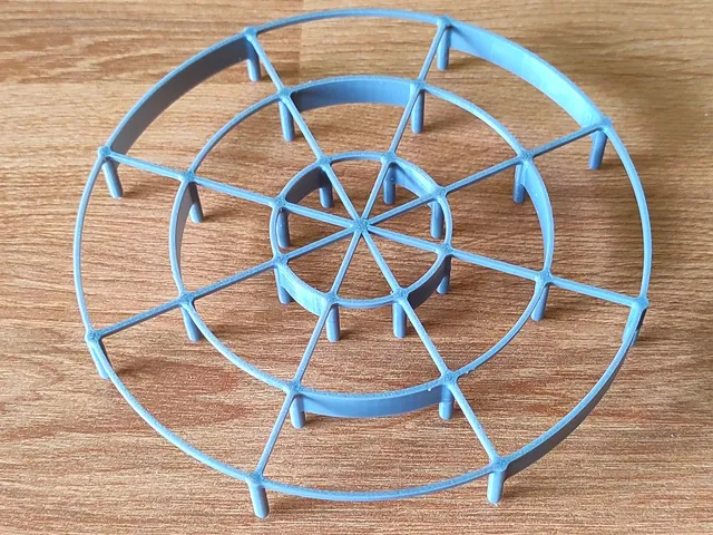 Plant Pot Riser (Light & Scaleable) by Chris Enders | Download free STL ...