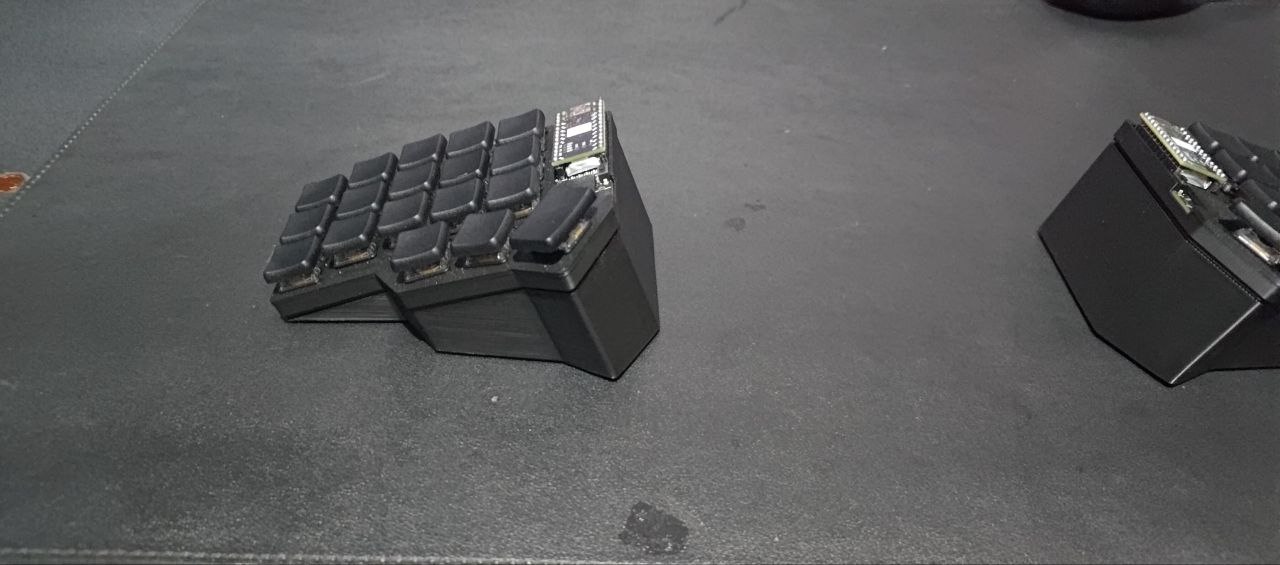Tenting Base for Wireless Travel Corne