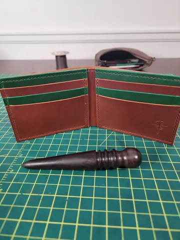 Bifold Wallet Template