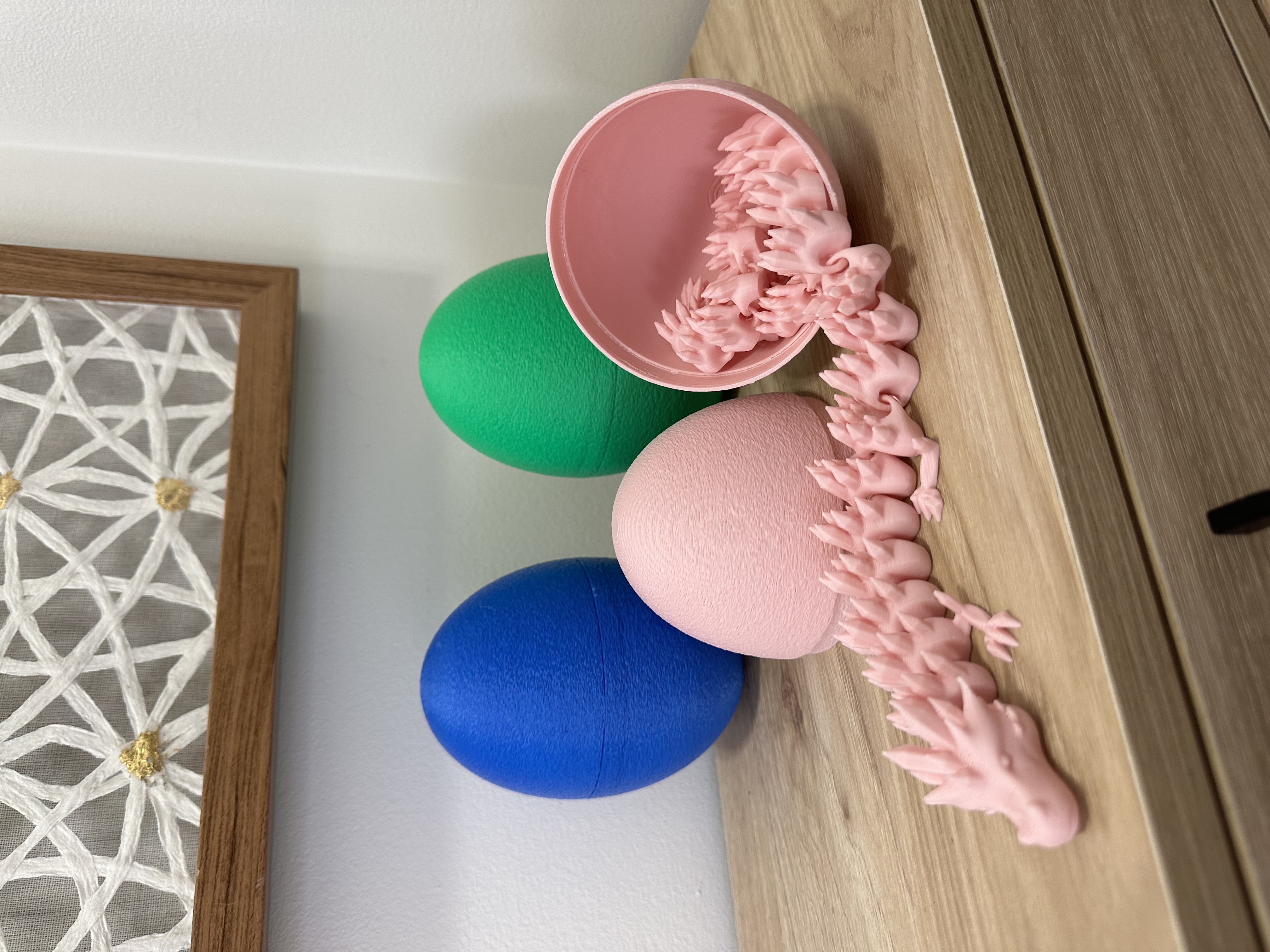 Egg 90mm x 65mm (Dragon or Easter)