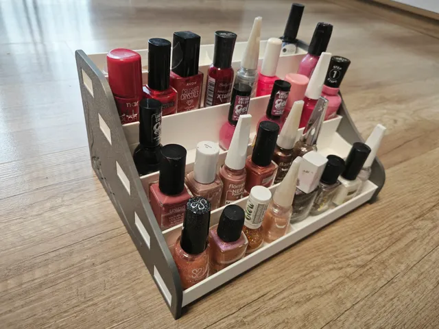 Nail polish organizer- puzzle