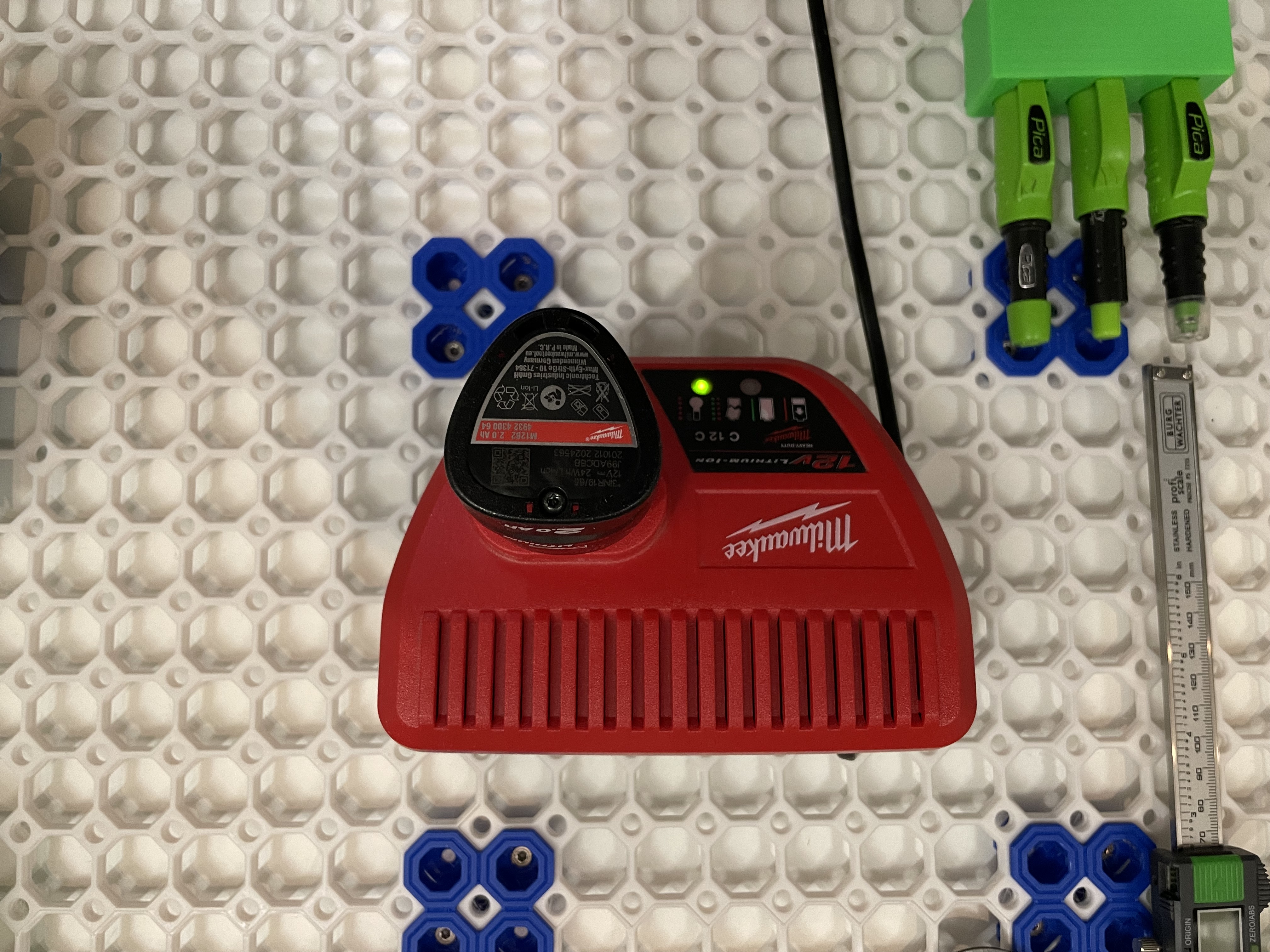 Multiboard Holder for the M12 Charger from Milwaukee