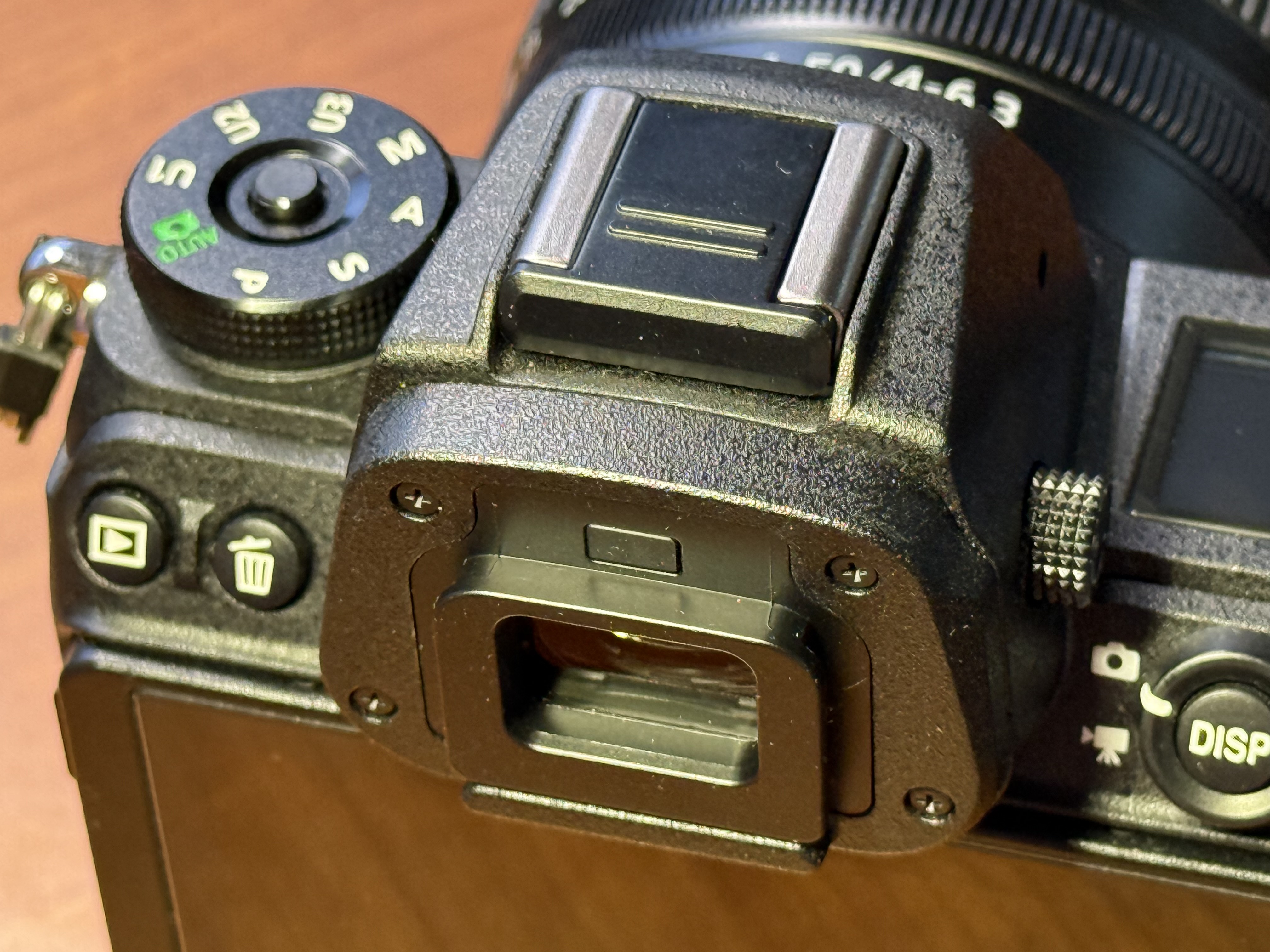 Viewfinder hood