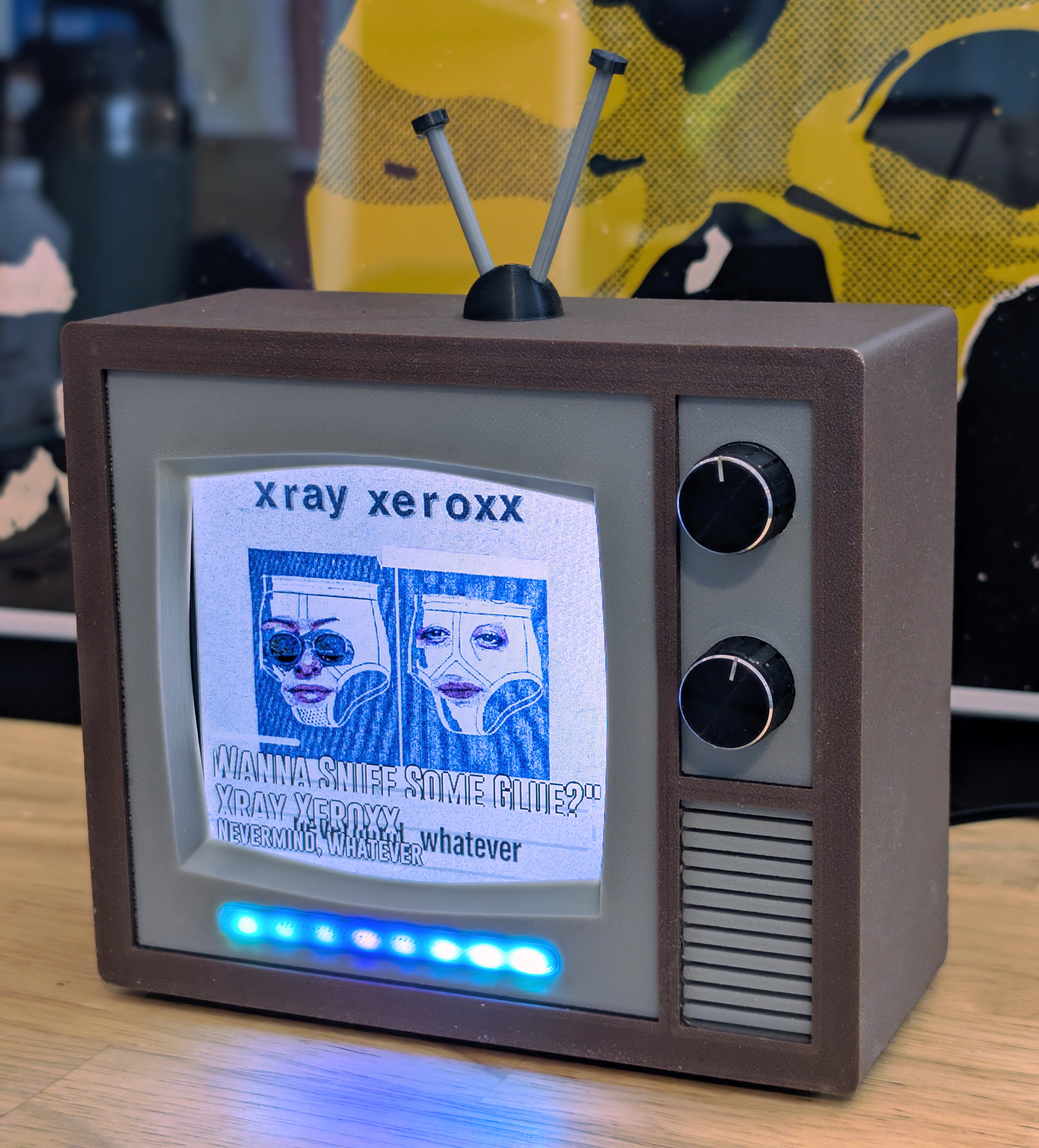 Retro 80s/90s Guition 480x480 LVGL TV