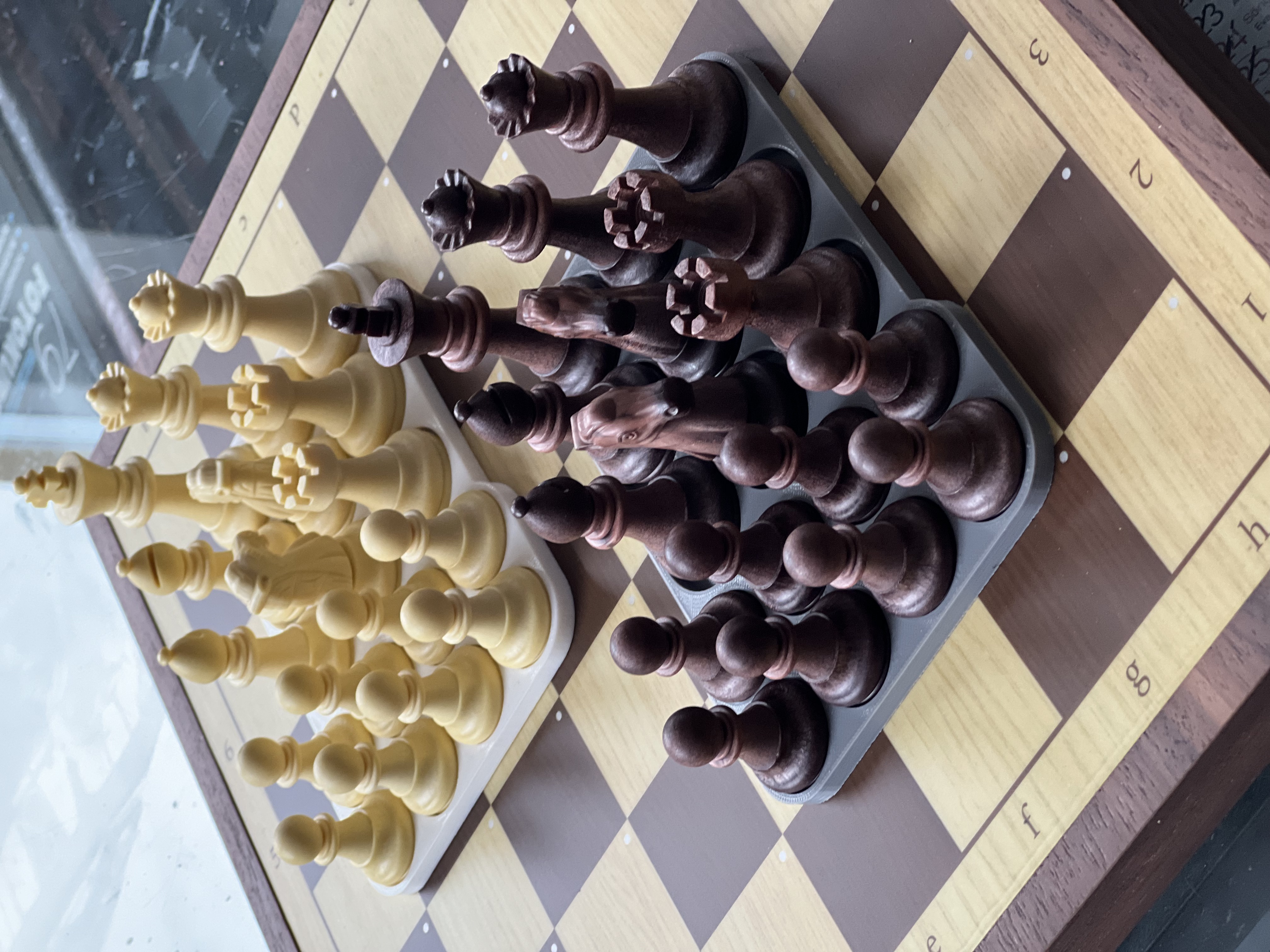 Tray to keep track of chess pieces for ChessnutAir