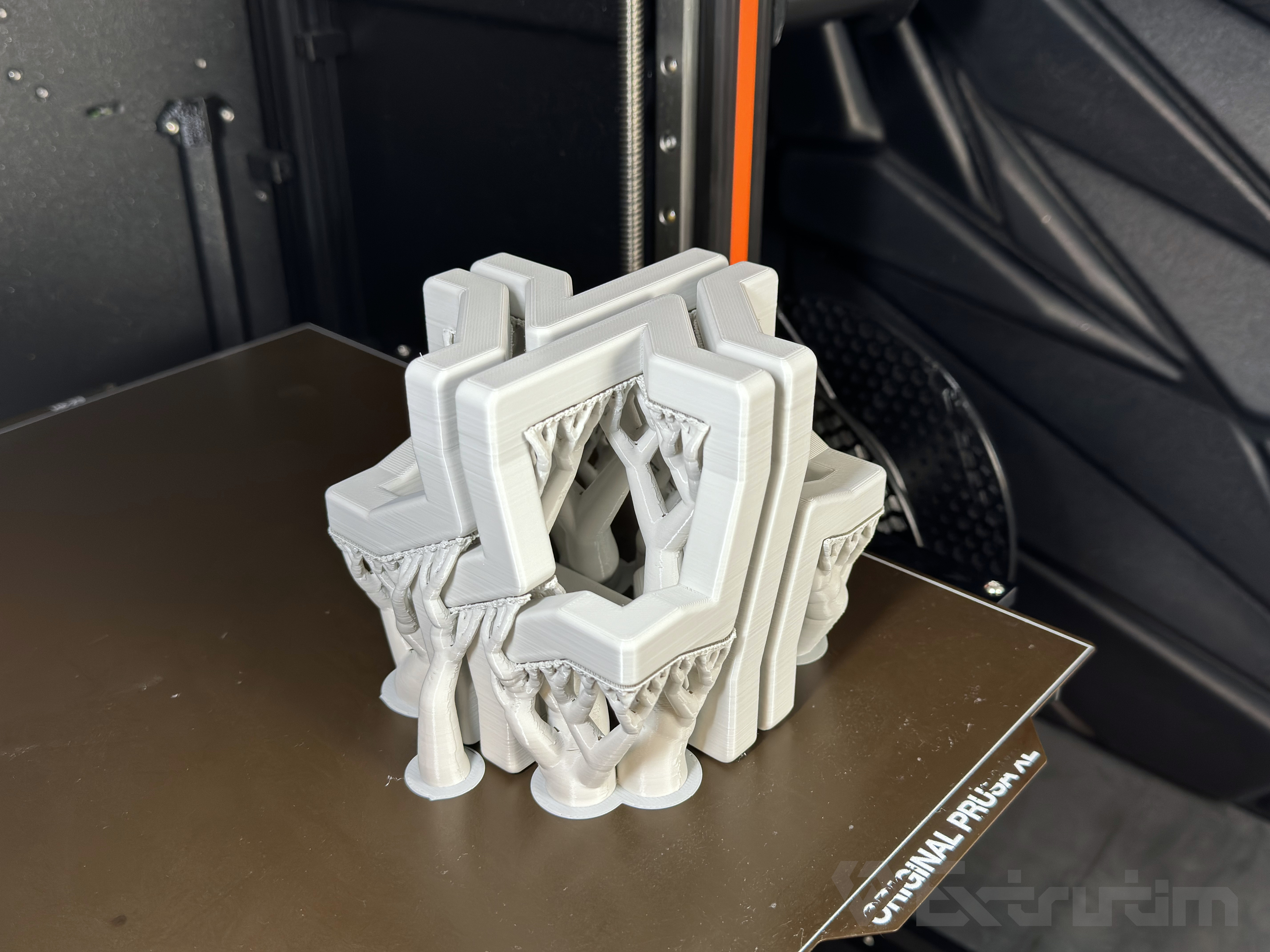 Miniatura 2 do modelo 3D Mobius Cube | Support Challenge | Test Print