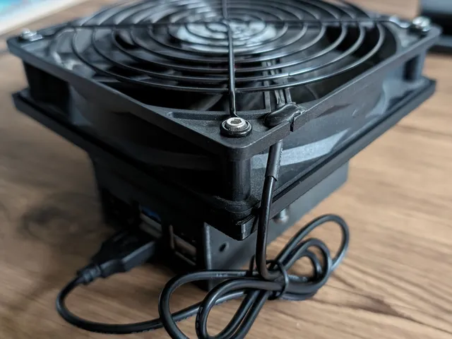 Raspberry Pi 5 case with x1001/x1004 adapter and 12cm USB fan support