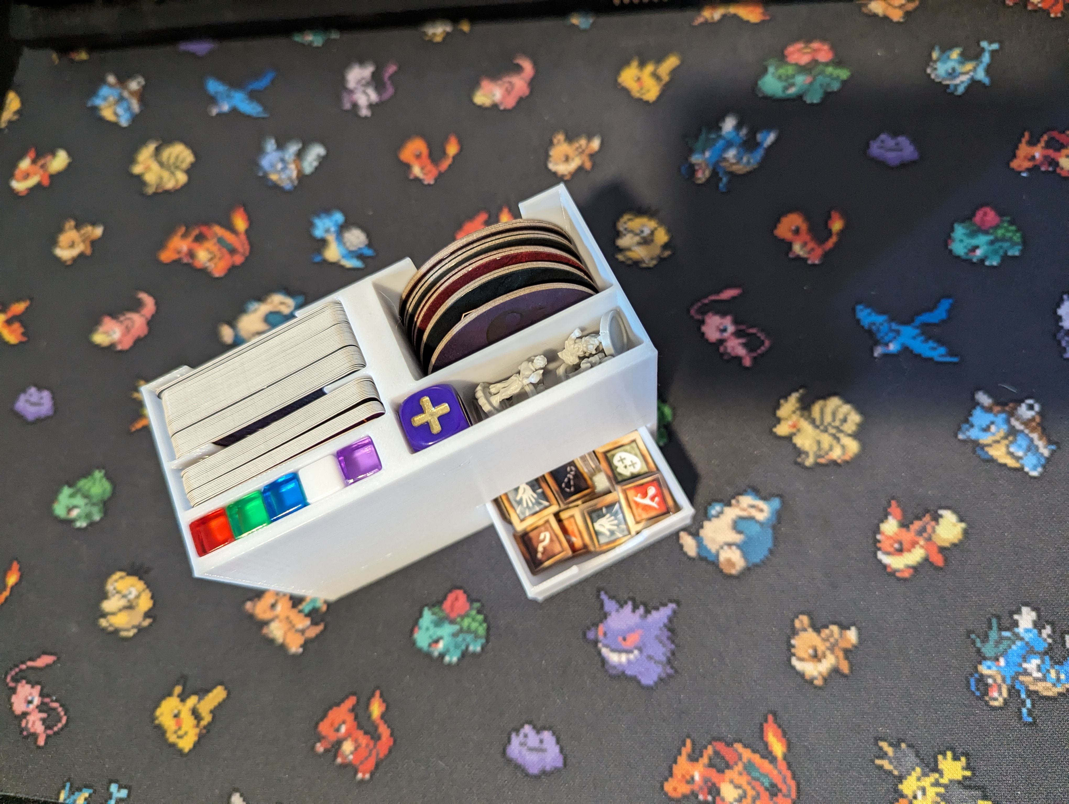 Miniatura 3 do modelo 3D GLOOMHAVEN Buttons & Bugs Box Insert