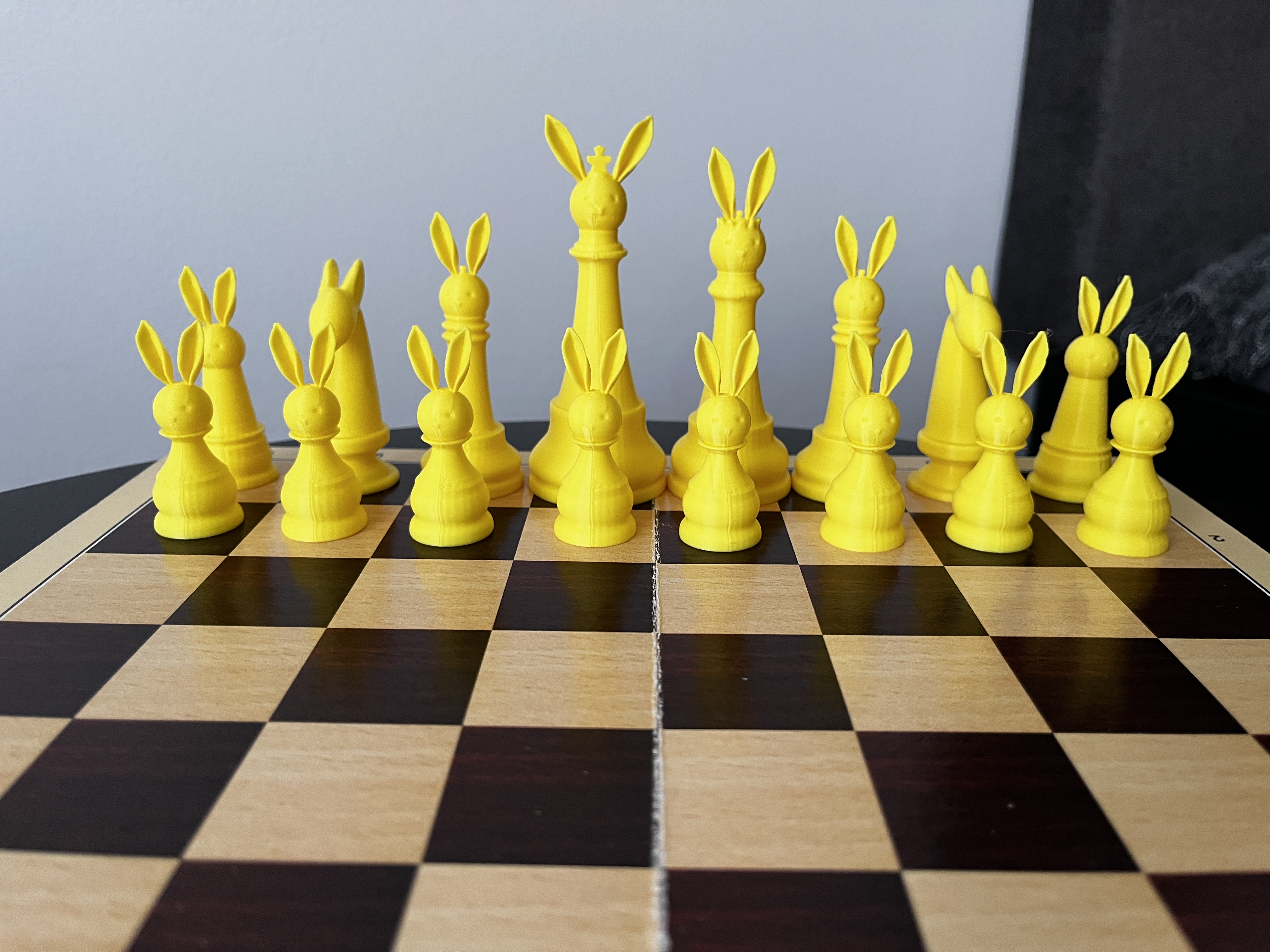 Miniatura 2 do modelo 3D Easter Bunny Chess Set