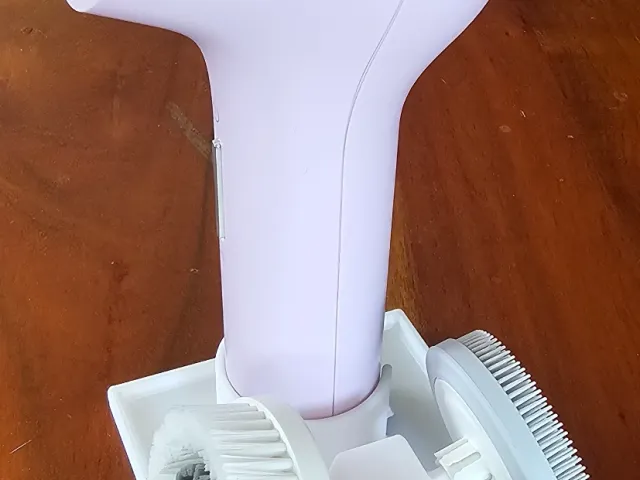MyCarbon FCB12 face brush stand - holder