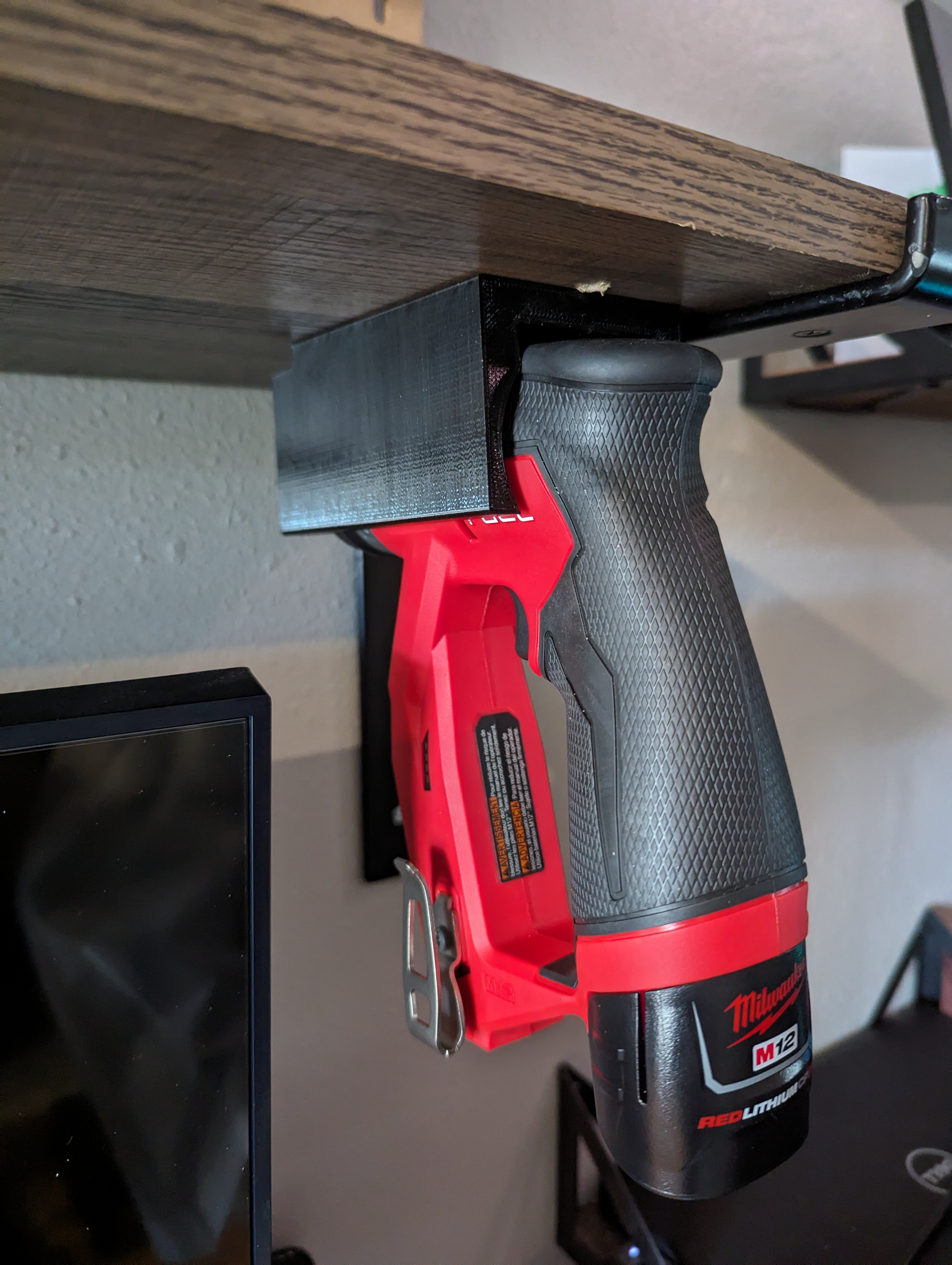 Milwaukee M12 Installation Driver Shelf Mount