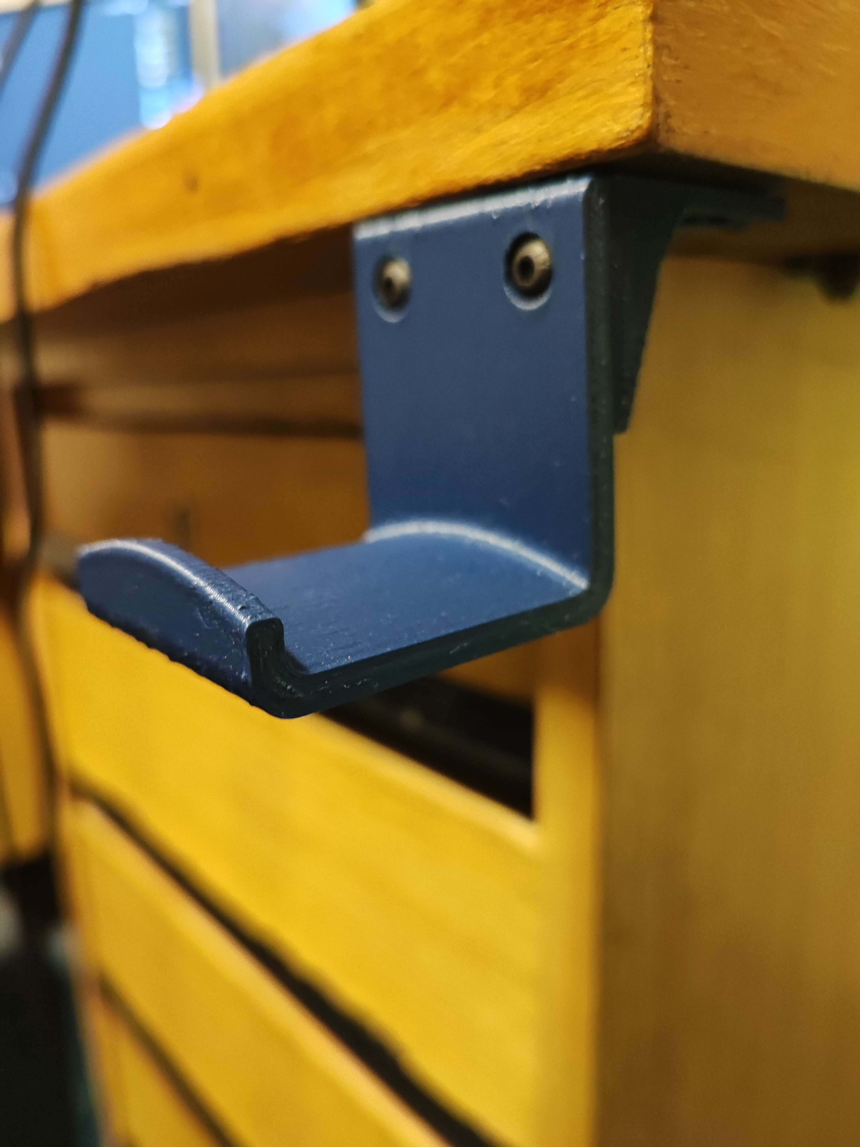 Miniatura 3 do modelo 3D Headphone/Headset hanger for table