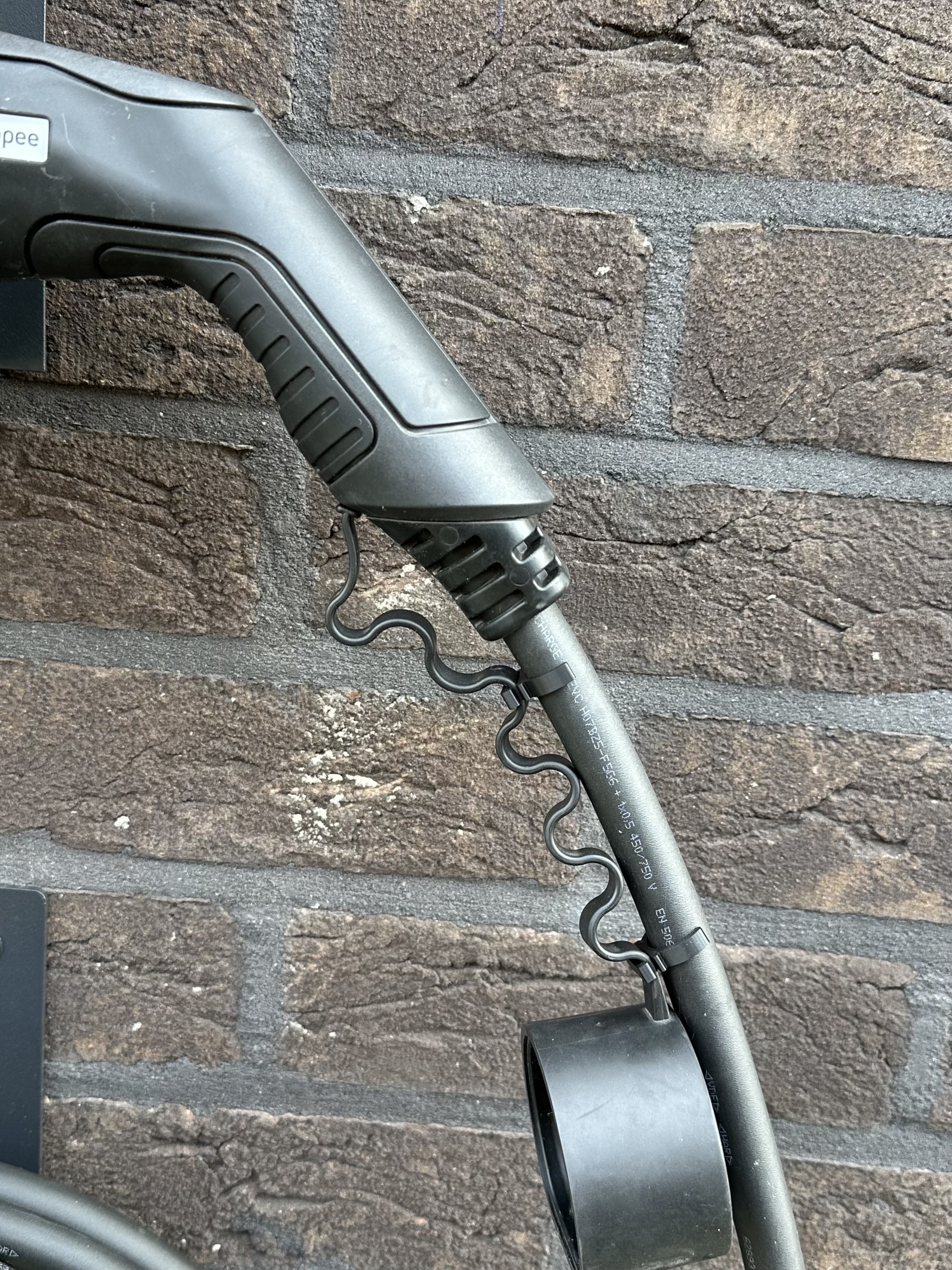 Smappee charge cable cover clip