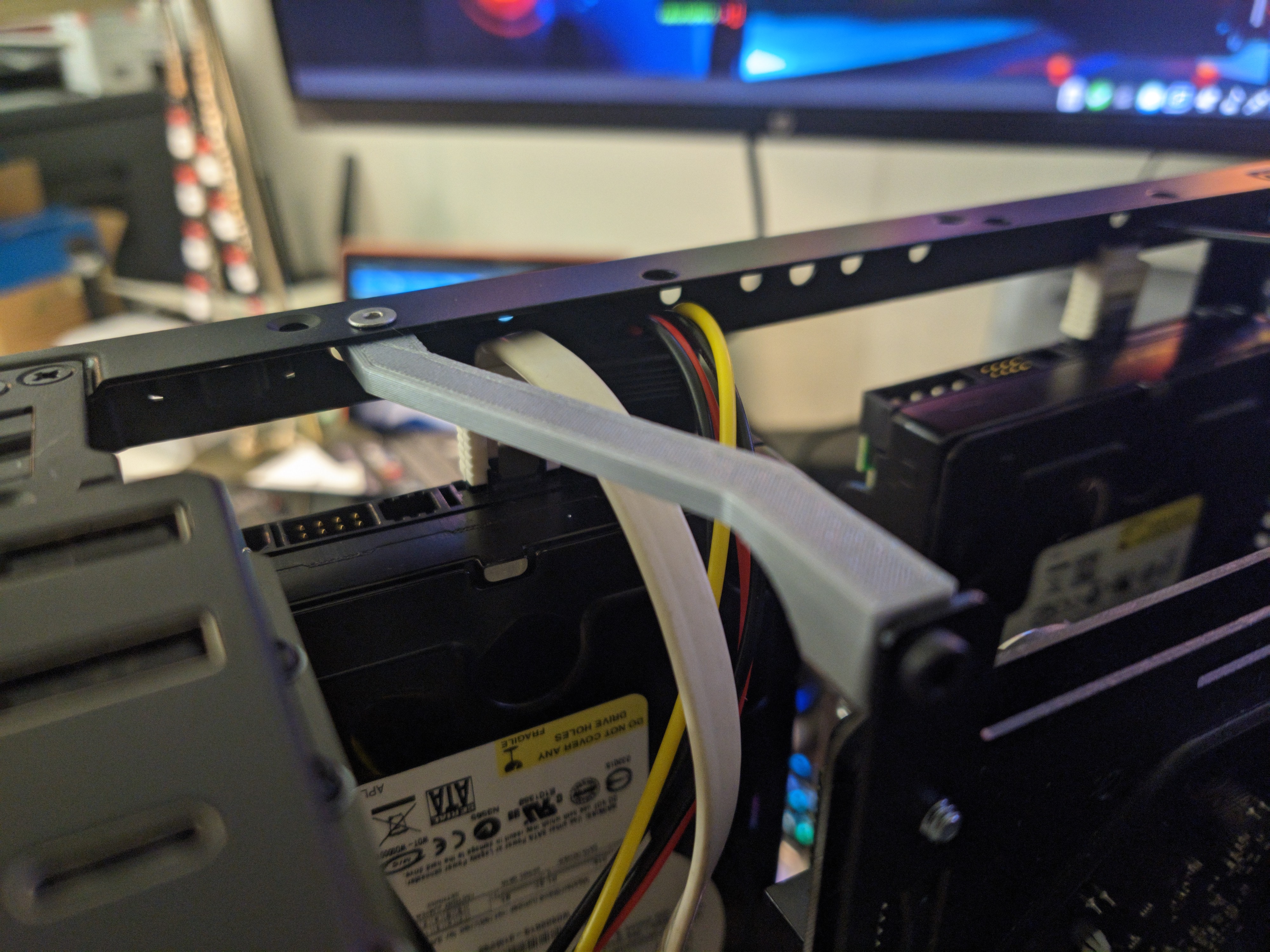 SSUPD Meshroom V2 Bracket for Additional 3.5" Drives