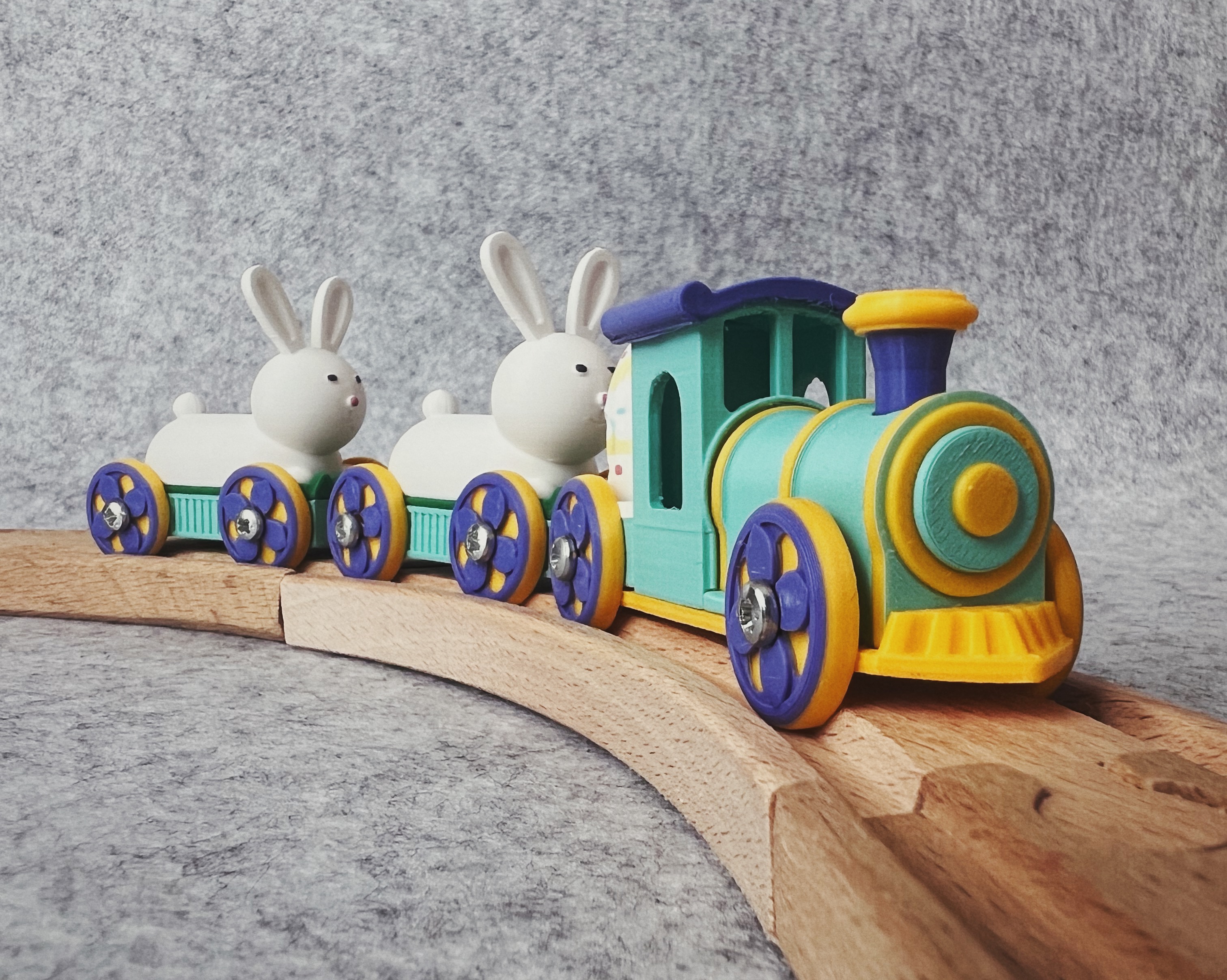 Bunny Express - Toy Train compatible with Brio and Ikea tracks